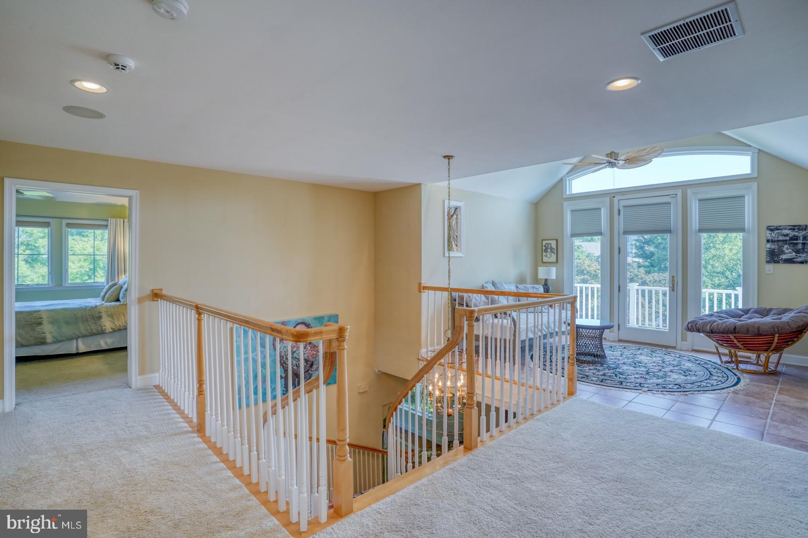 WOLFE POINTE - Residential