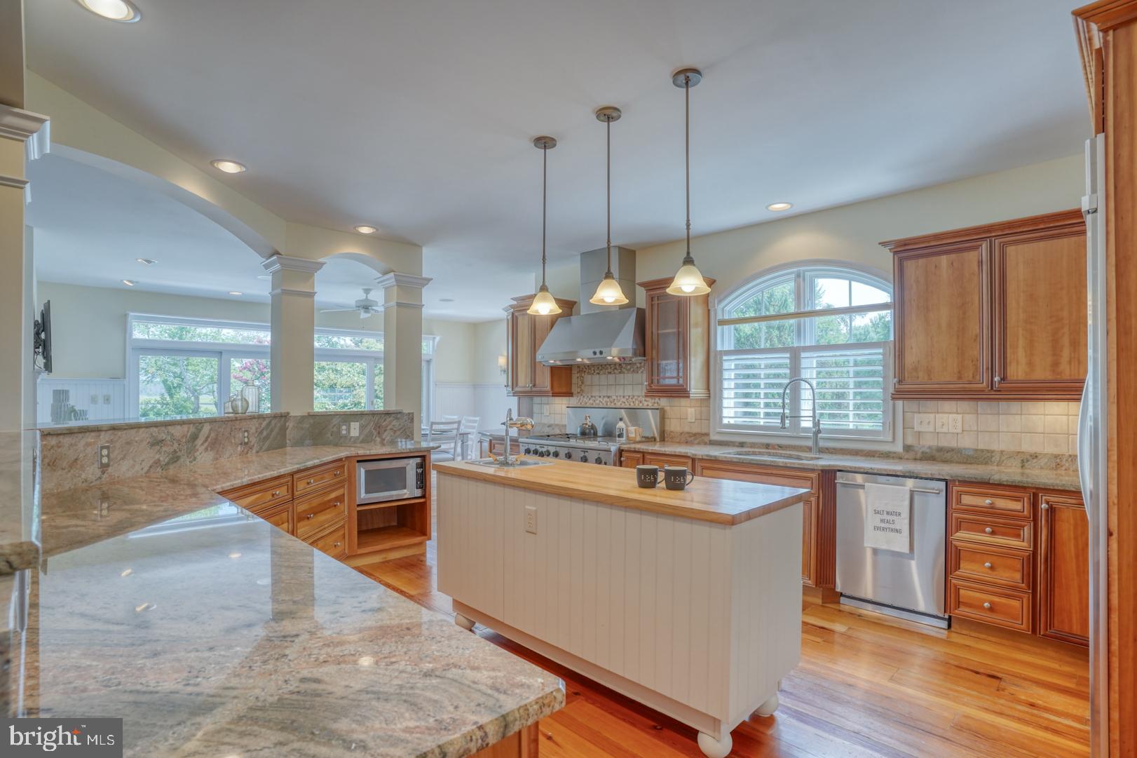 WOLFE POINTE - Residential