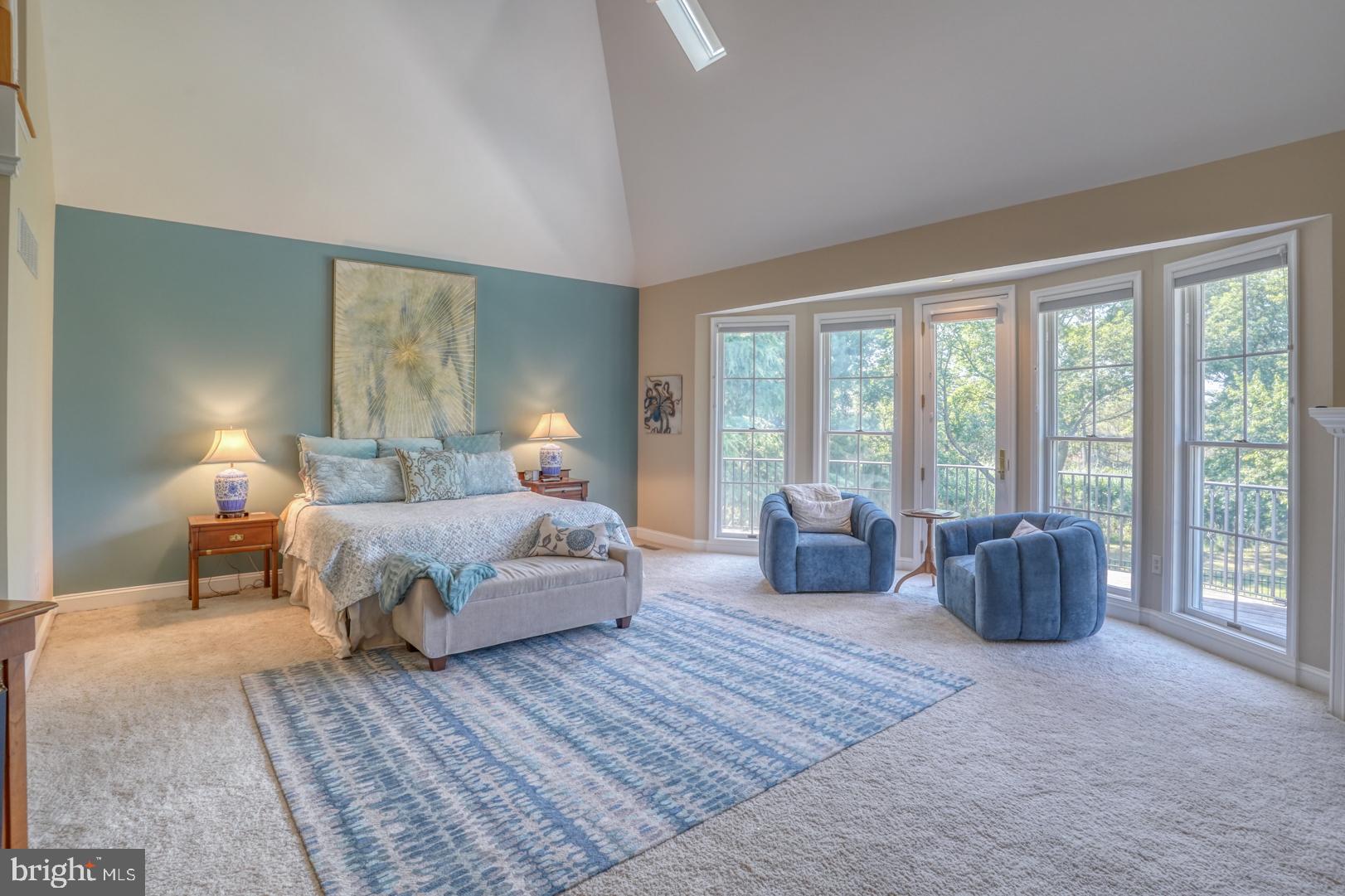 WOLFE POINTE - Residential