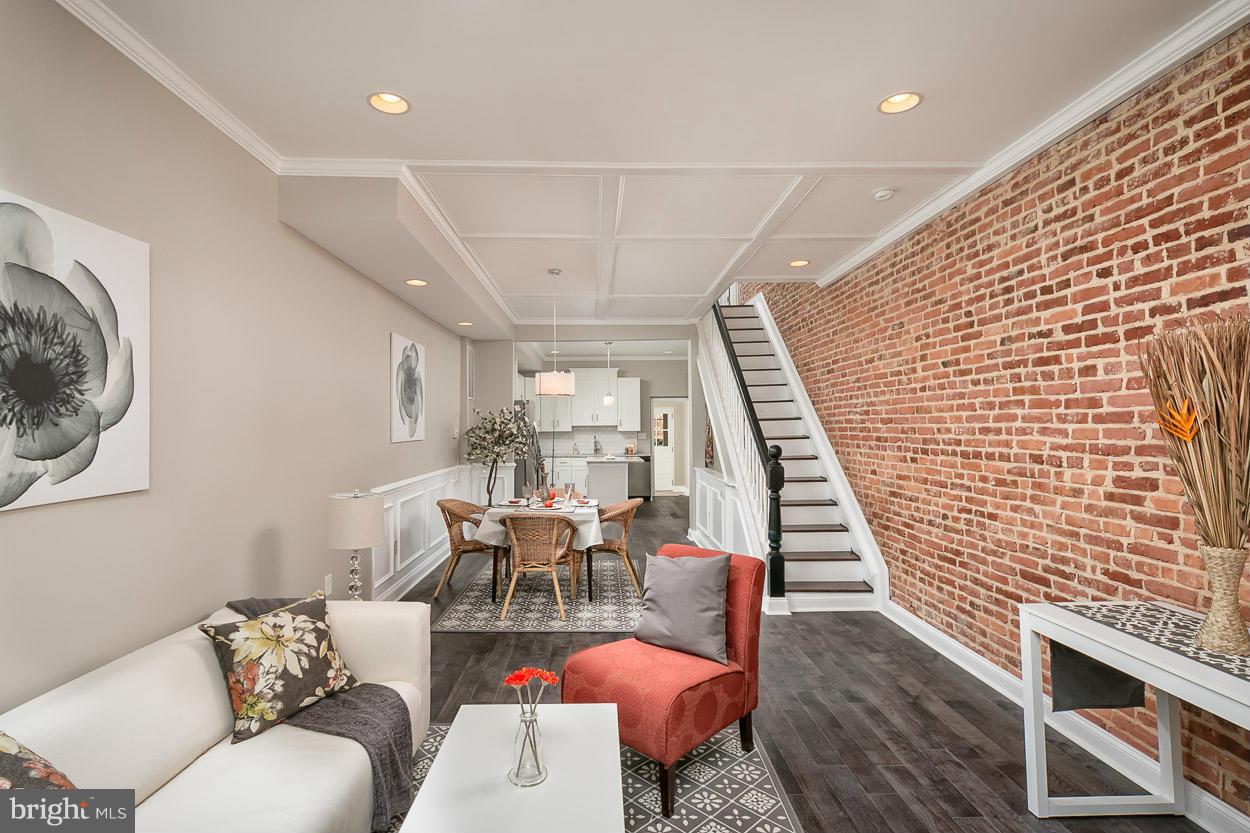 HIGHLANDTOWN - Residential