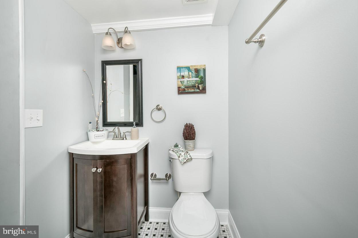 HIGHLANDTOWN - Residential