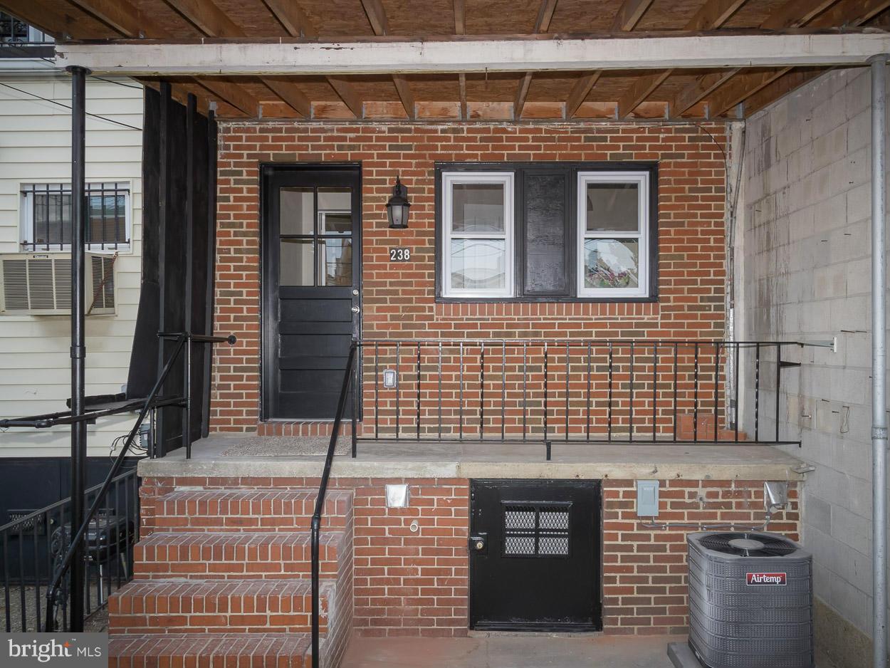 HIGHLANDTOWN - Residential