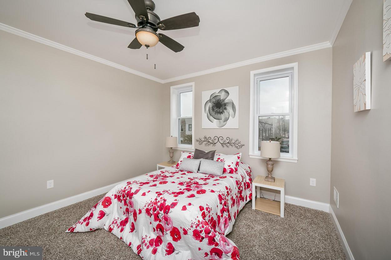 HIGHLANDTOWN - Residential