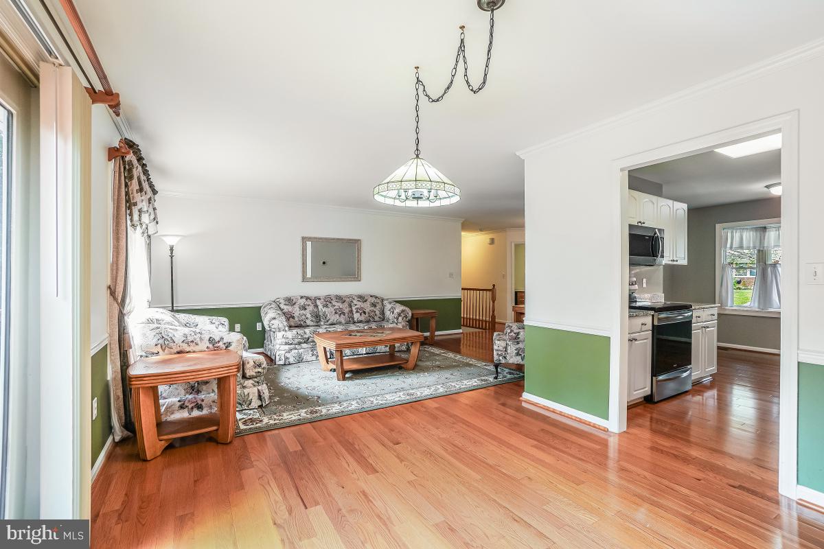 WALKER HILL - Residential