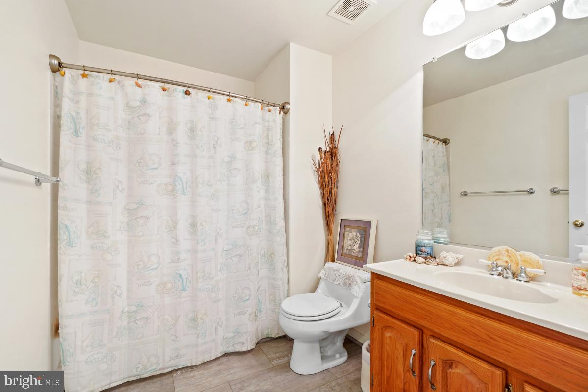 WALKER HILL - Residential