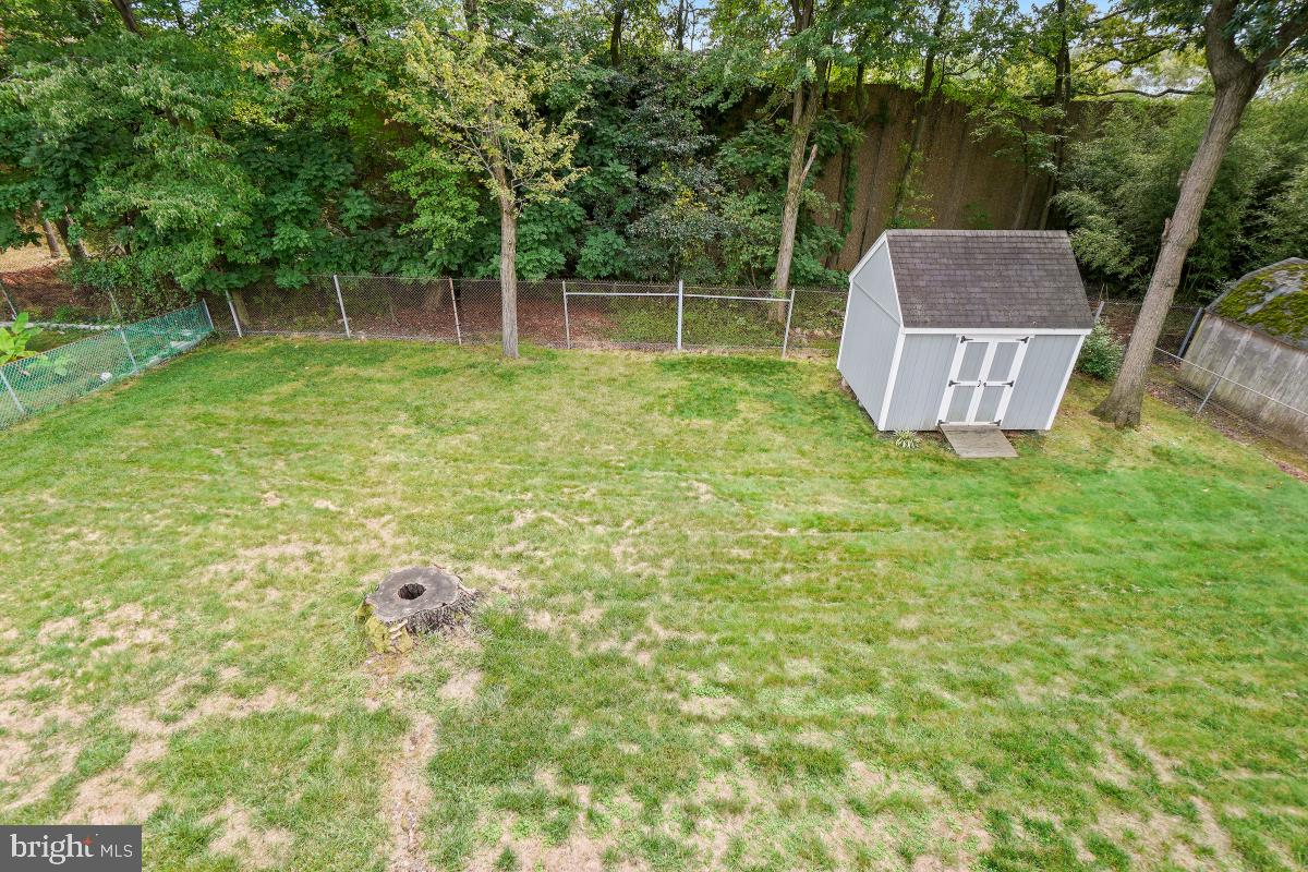 WALKER HILL - Residential