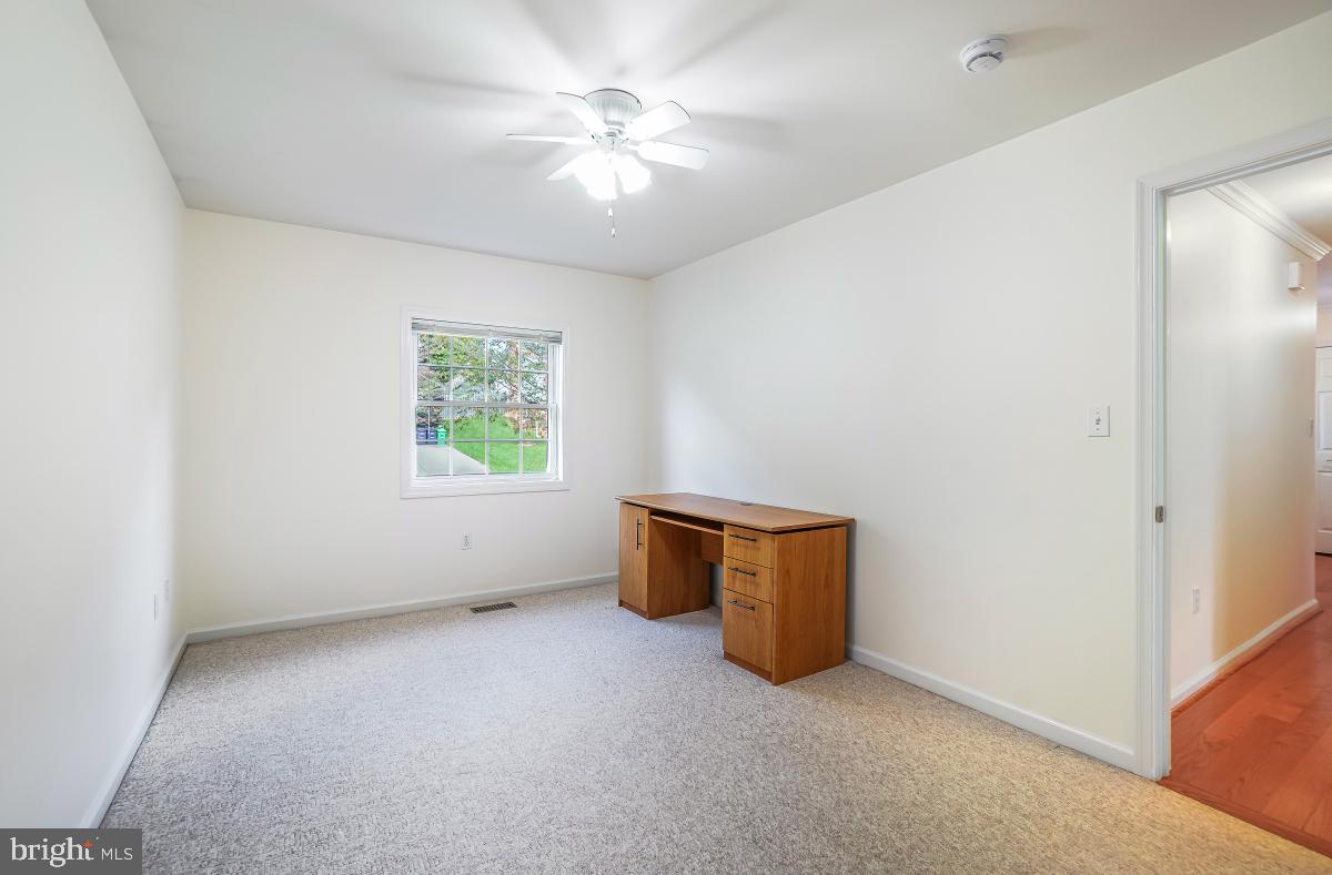 WALKER HILL - Residential