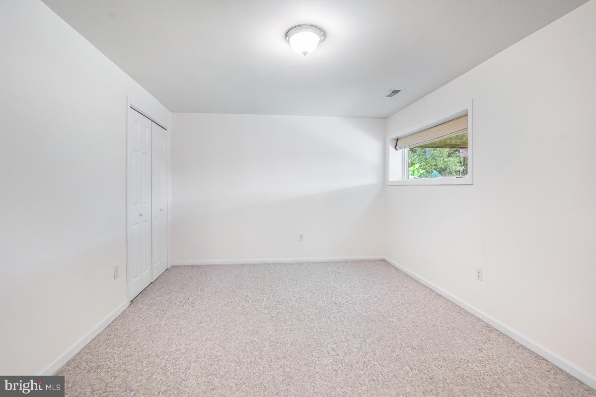 WALKER HILL - Residential