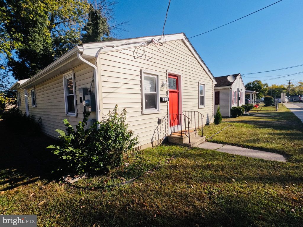 Photo of 730 Woolford Street, SEAFORD, DE 19973 (MLS # DESU2098972)