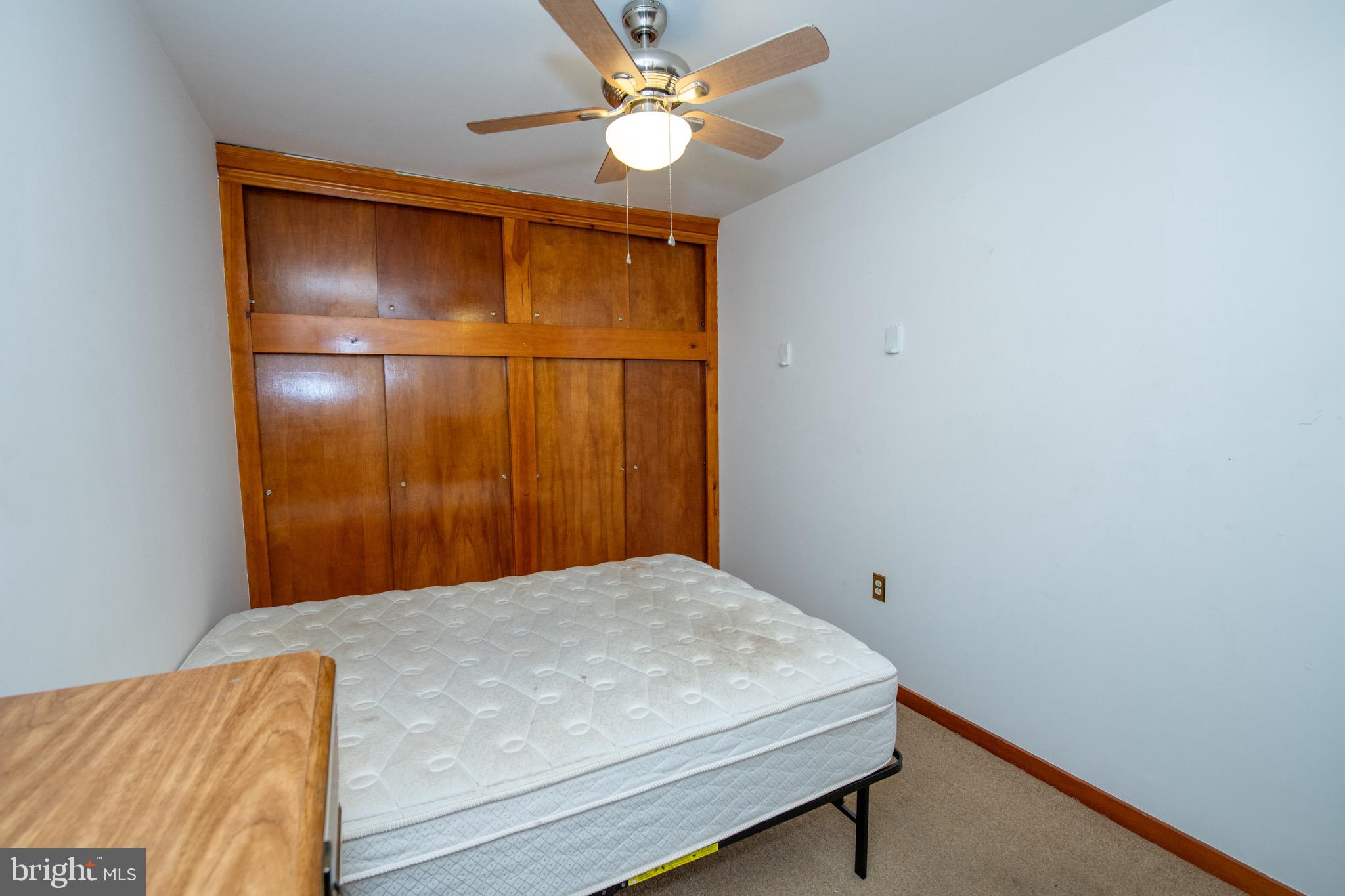 BRIDESBURG - Residential