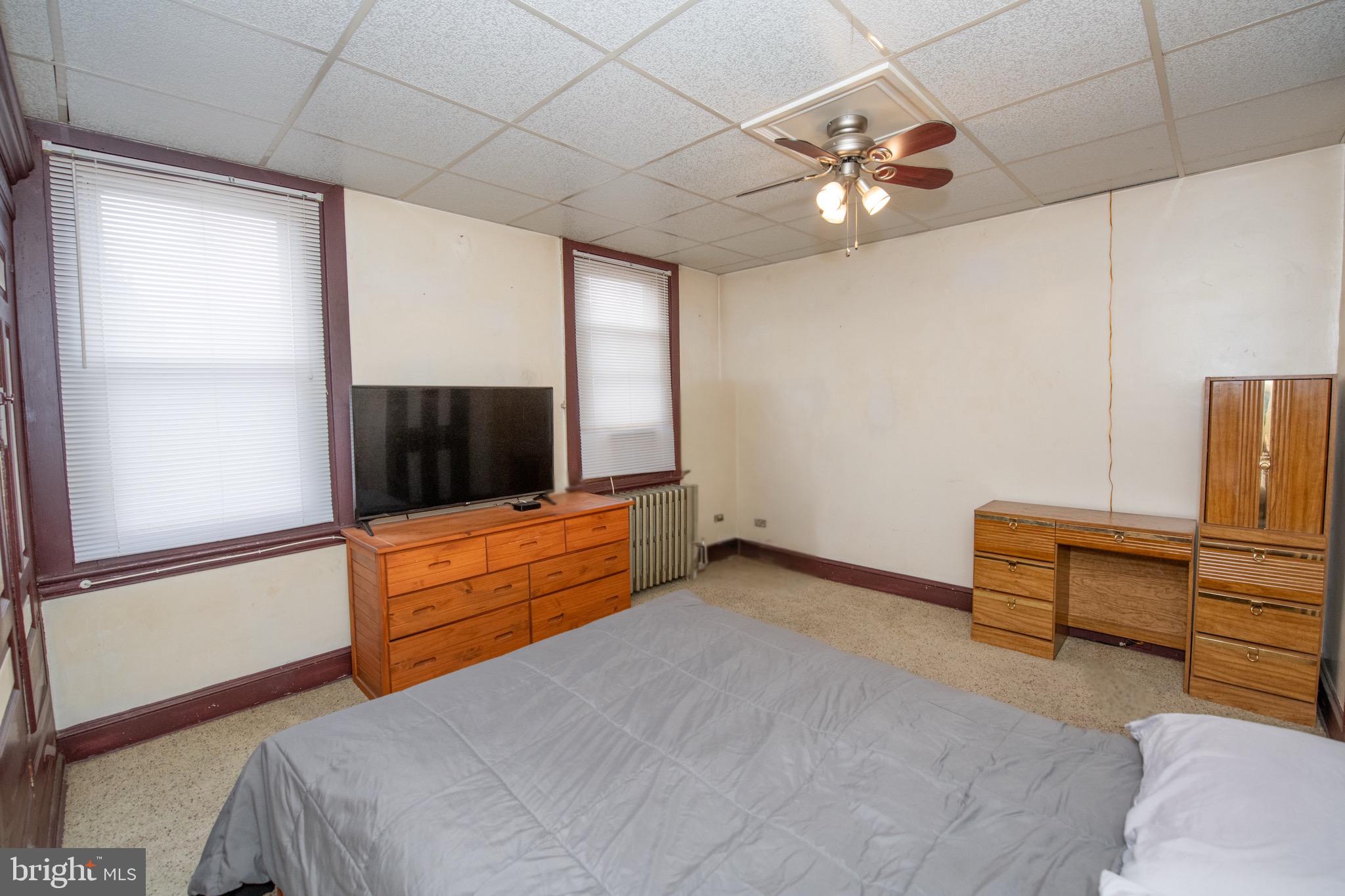 BRIDESBURG - Residential