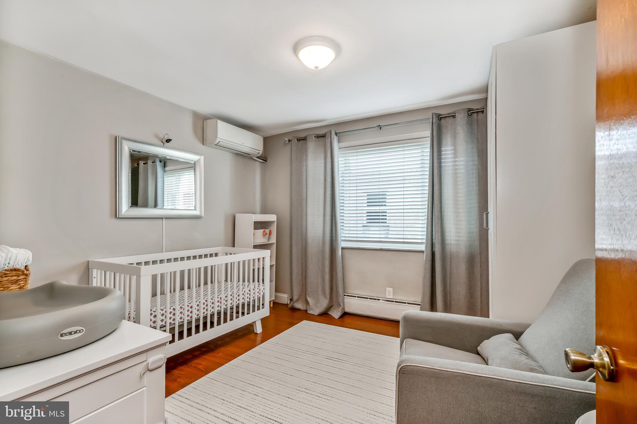 PASSYUNK SQUARE - Residential