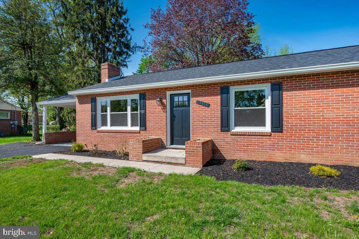 ORCHARD HILLS - Residential