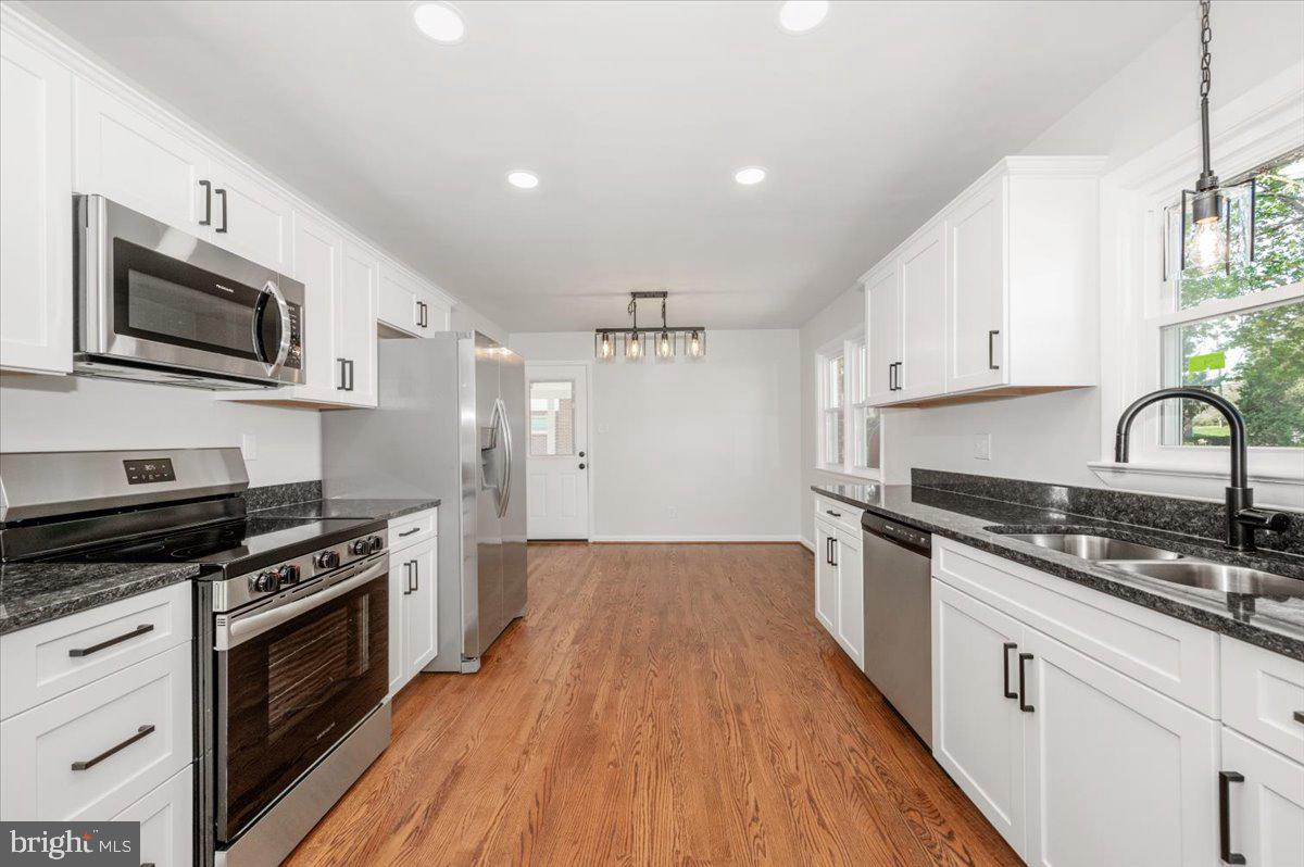 ORCHARD HILLS - Residential