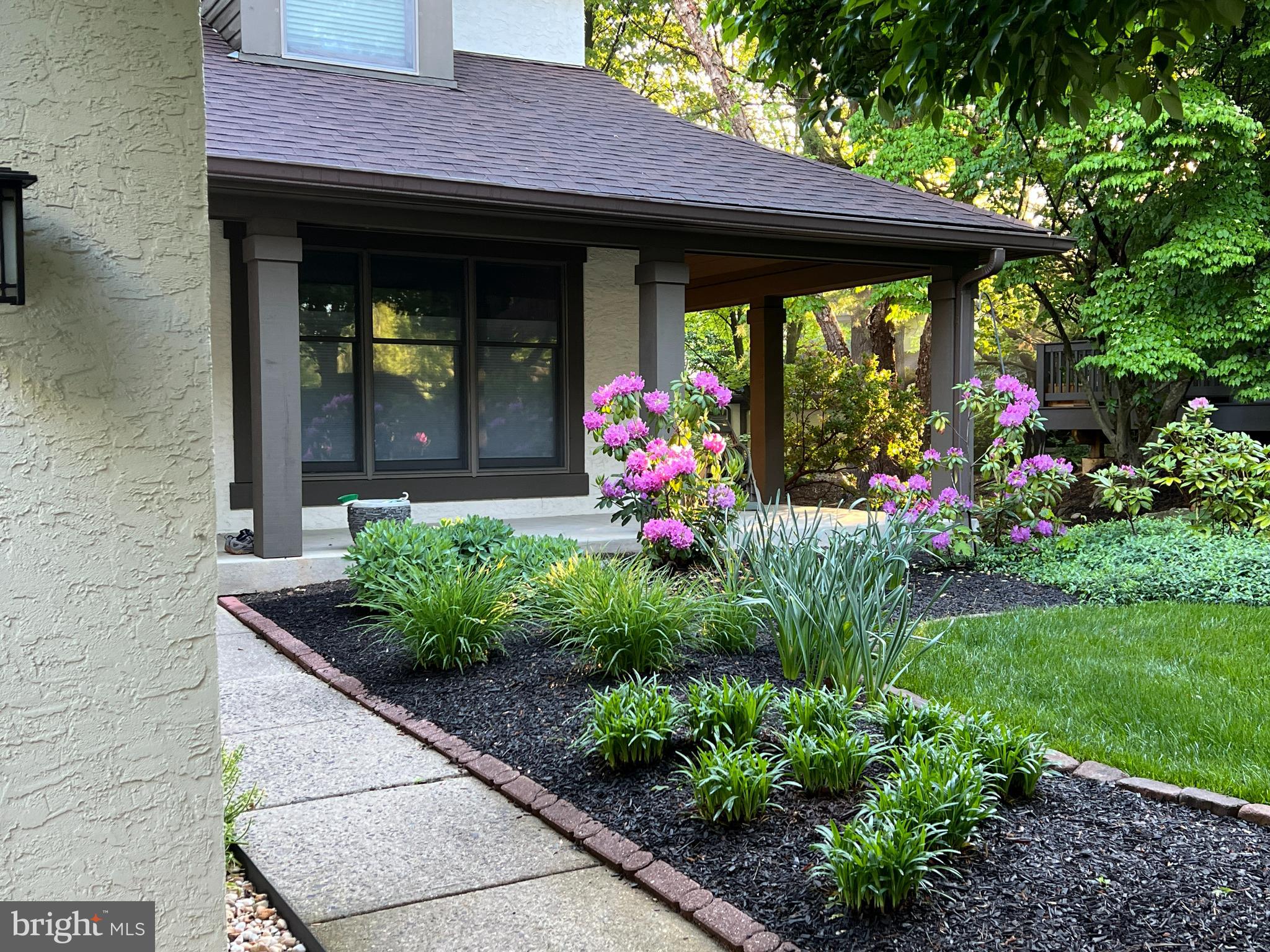 201 SPRINGHOUSE POND