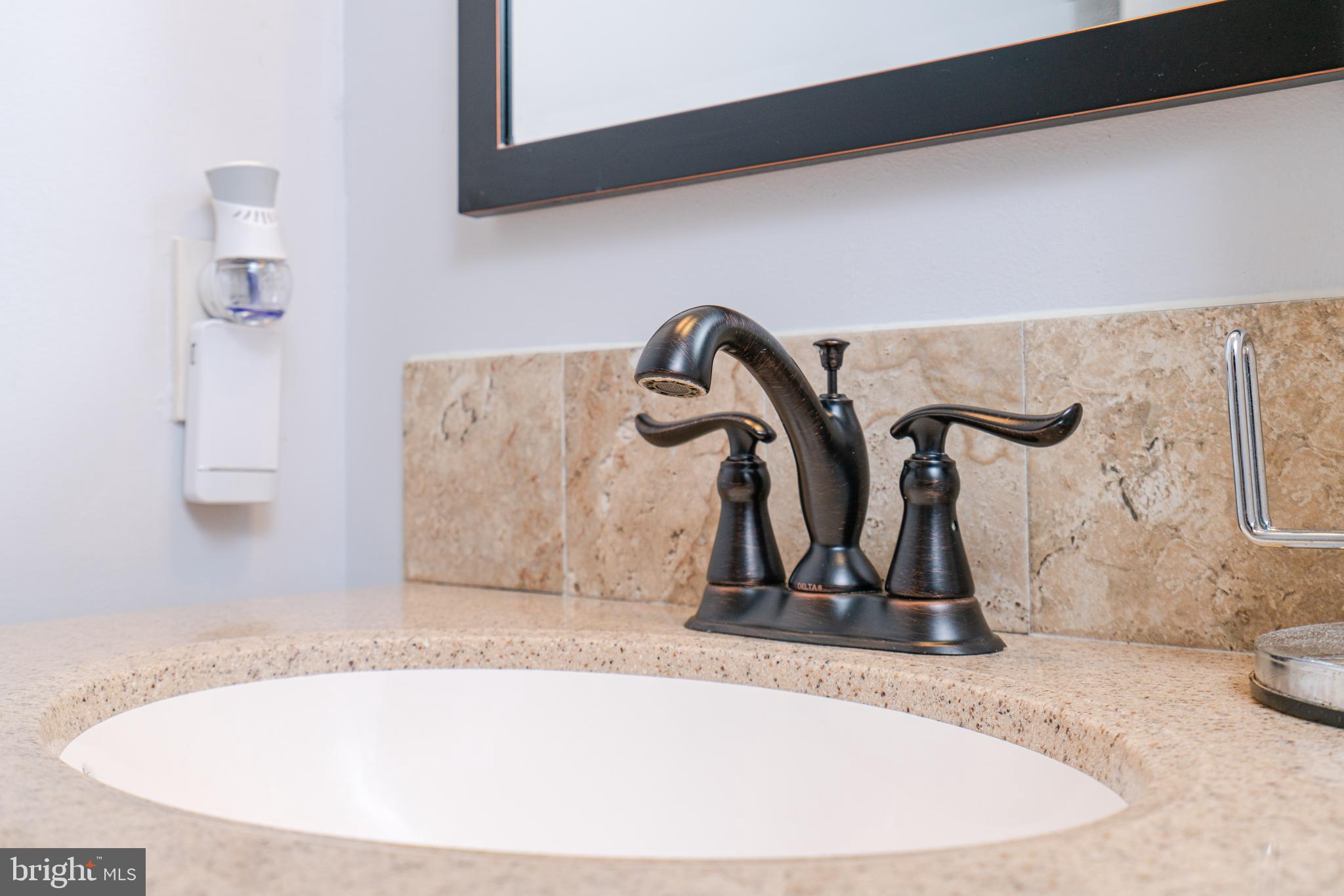 BEECHWOOD SQUARE - Residential