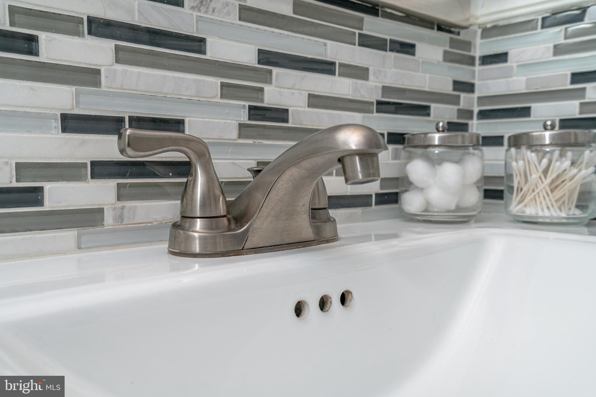 BEECHWOOD SQUARE - Residential