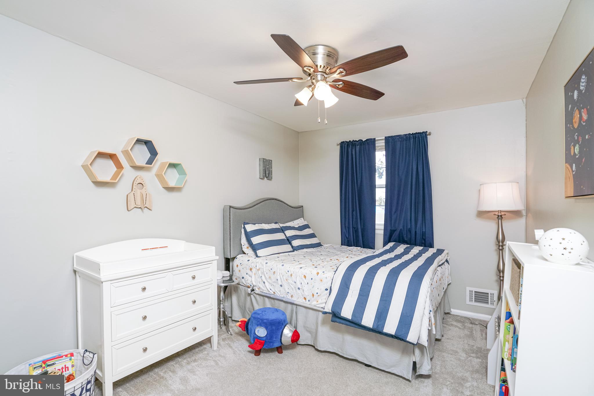 BEECHWOOD SQUARE - Residential