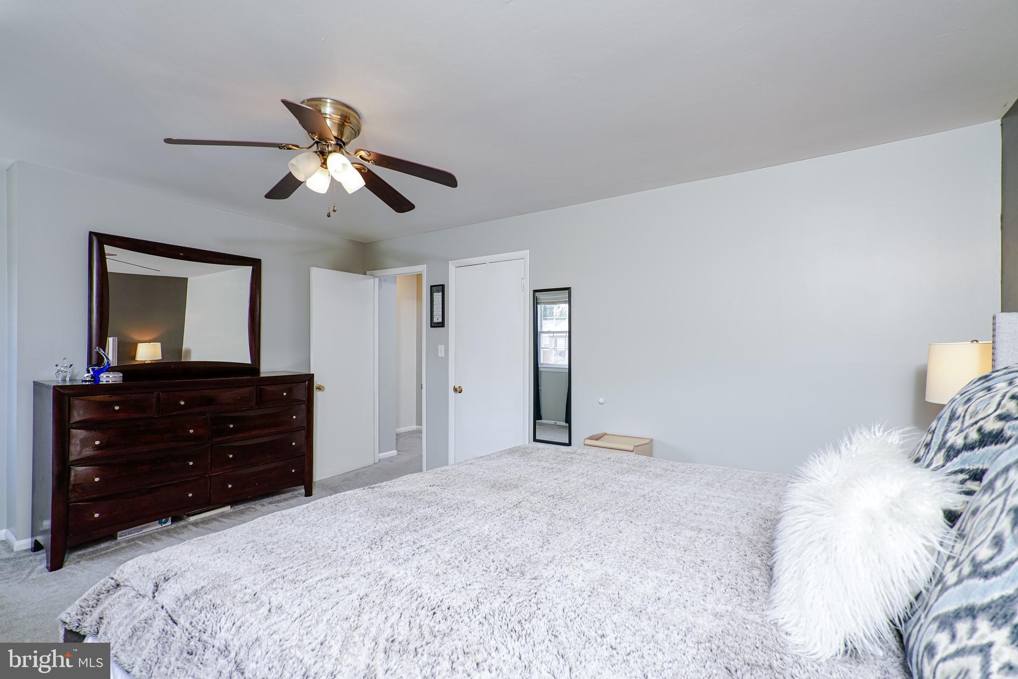 BEECHWOOD SQUARE - Residential