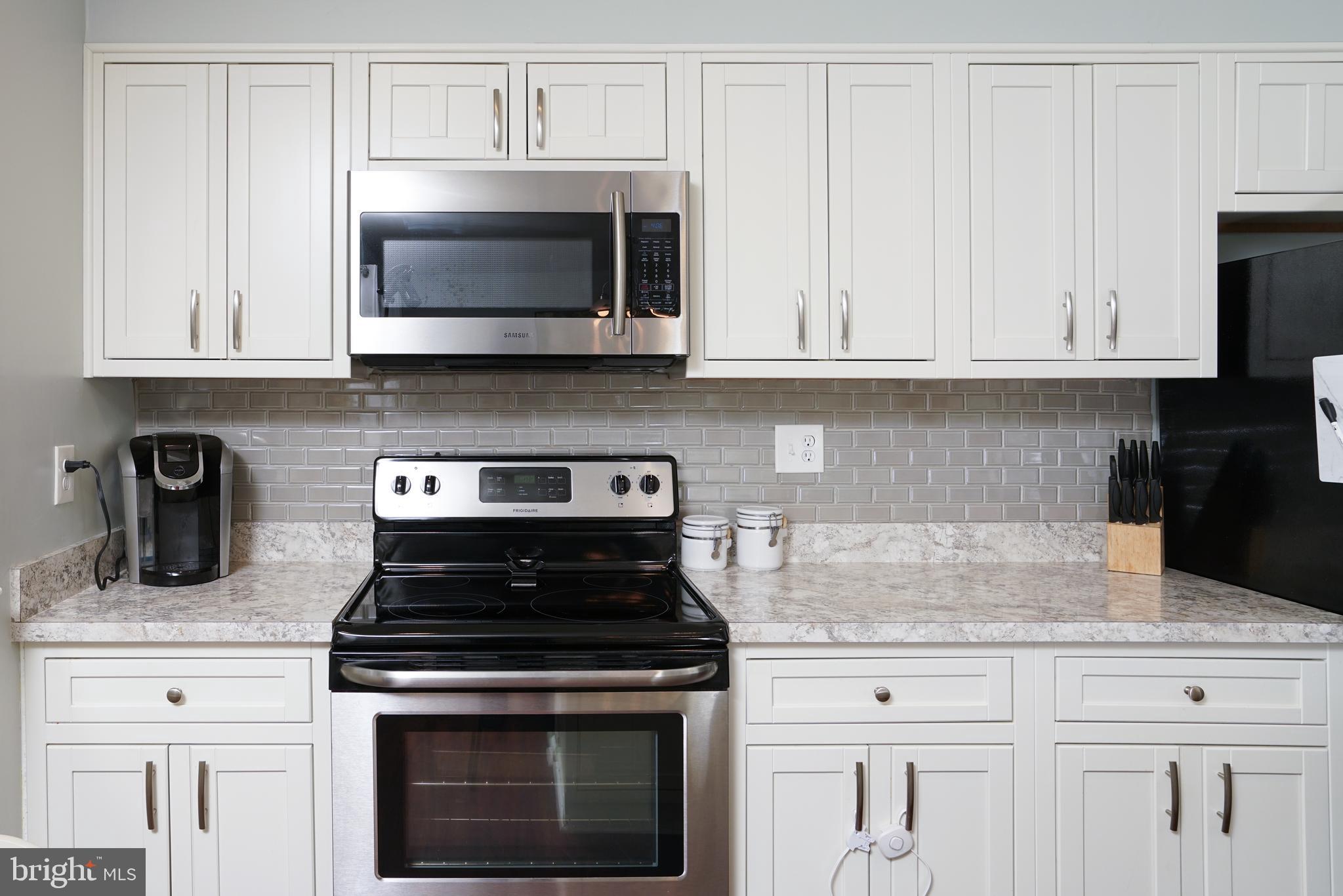 BEECHWOOD SQUARE - Residential