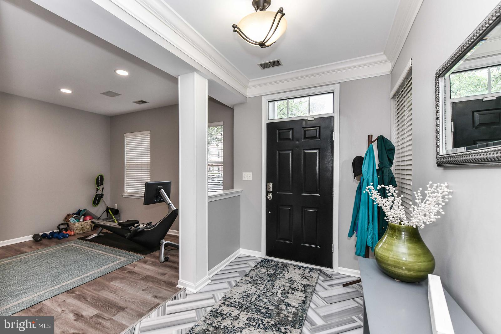 CAMERON STATION - Residential