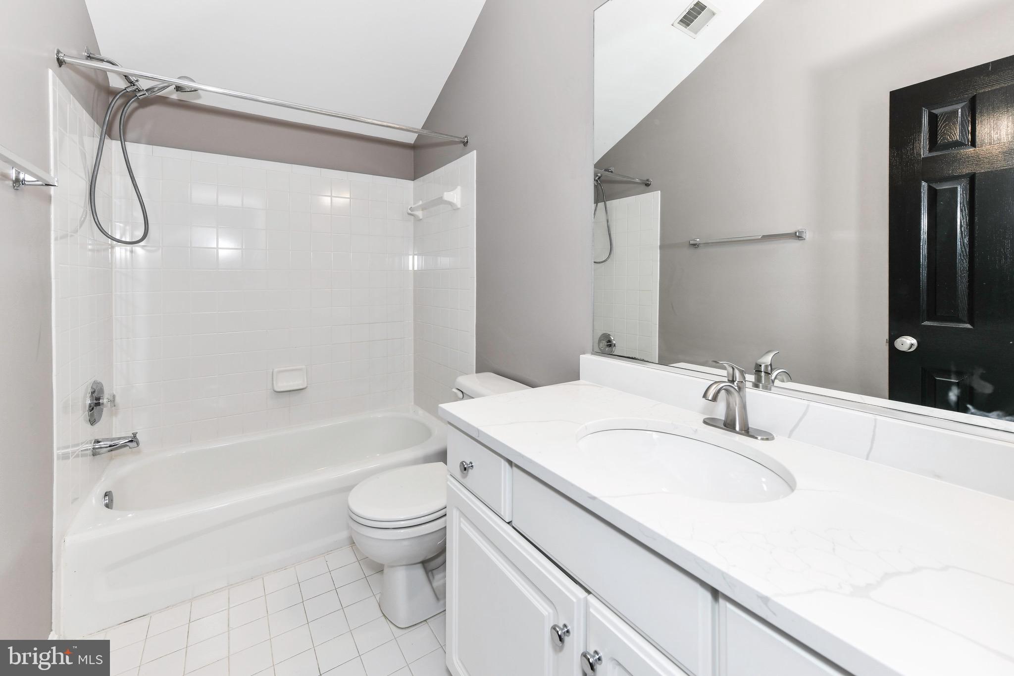 CAMERON STATION - Residential