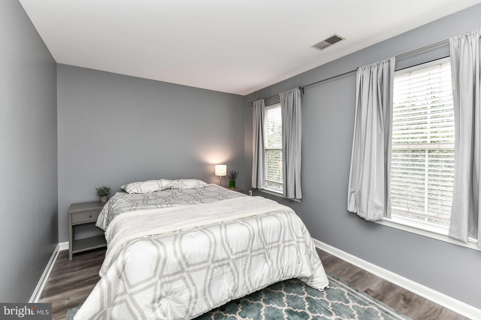 CAMERON STATION - Residential