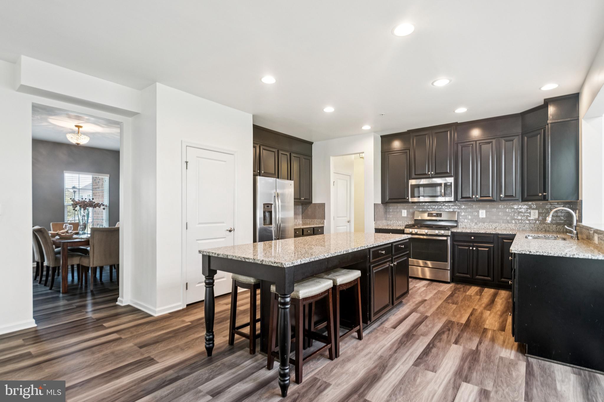 OAK CREEK CLUB - Residential