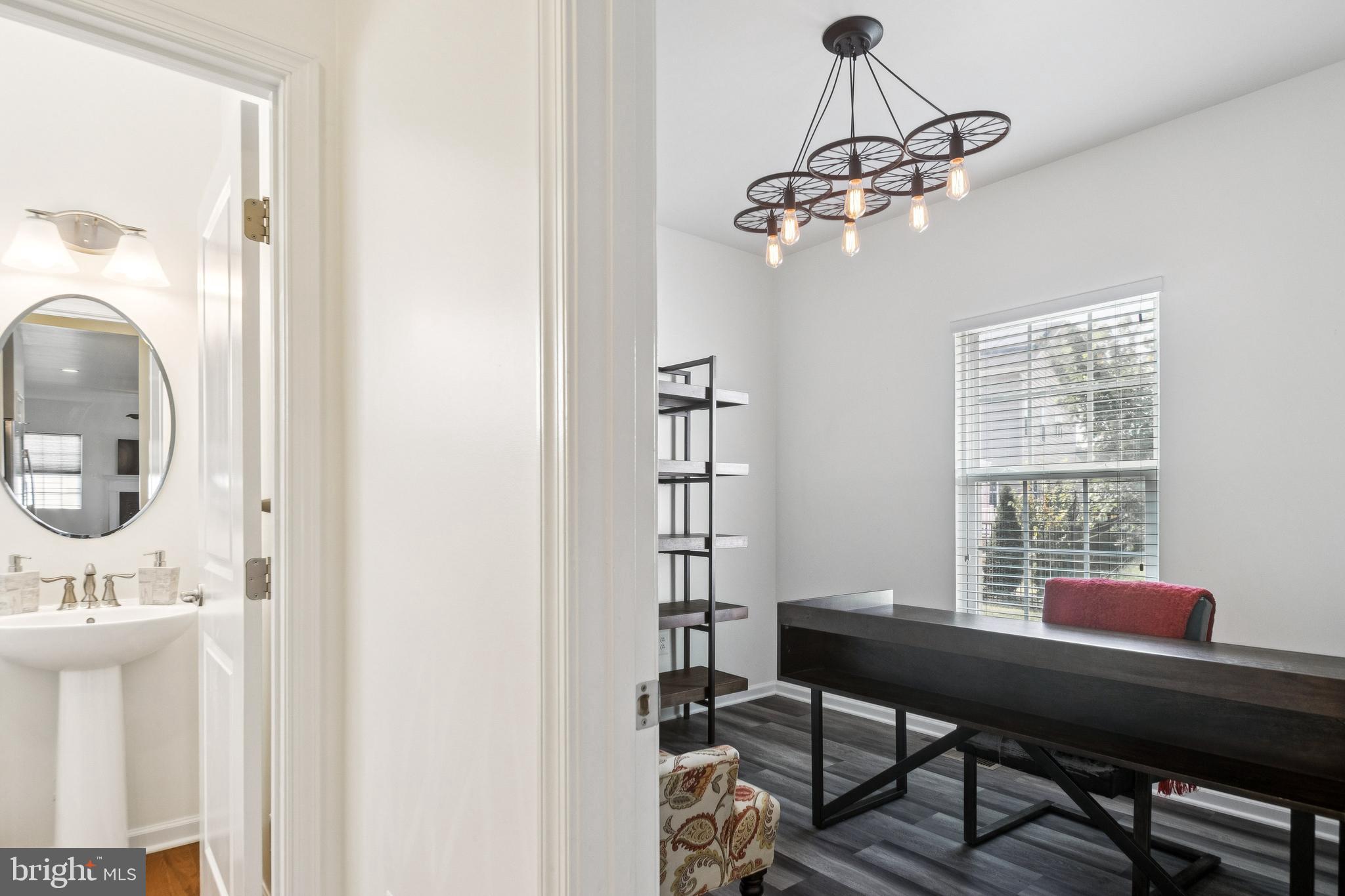 OAK CREEK CLUB - Residential