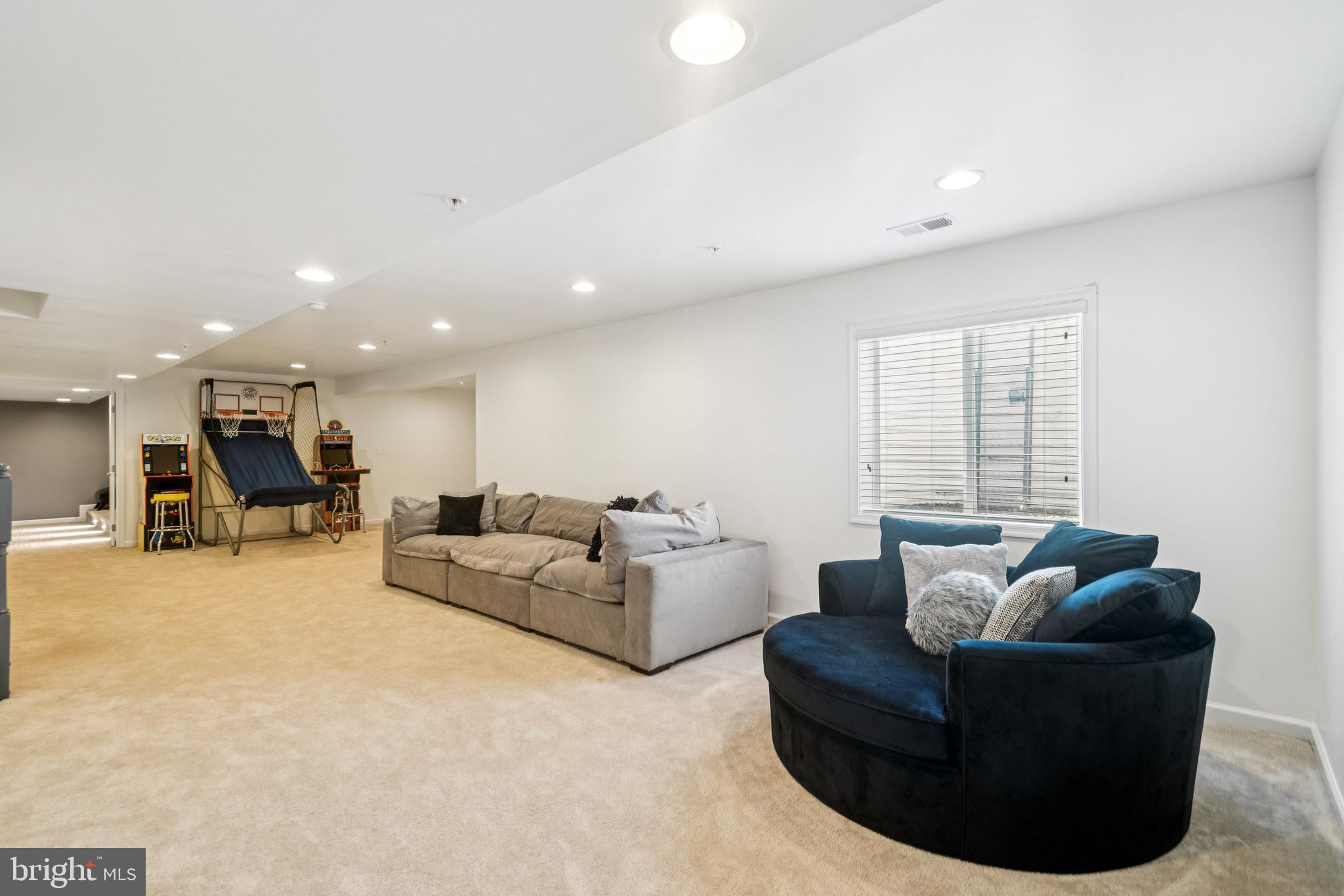 OAK CREEK CLUB - Residential