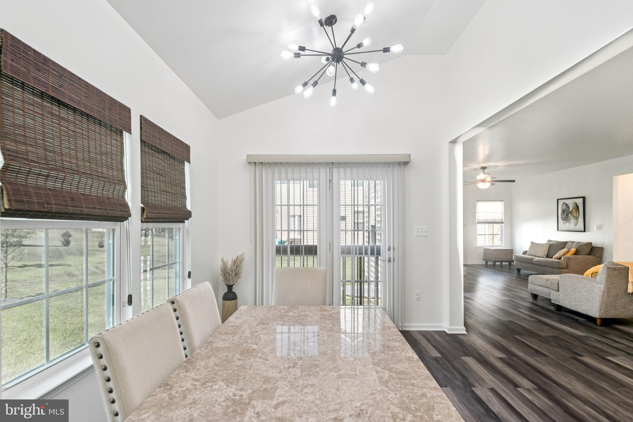 OAK CREEK CLUB - Residential