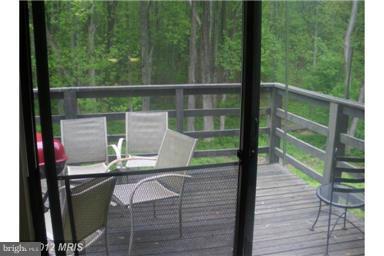 WOLF TRAP GREEN - Residential Lease