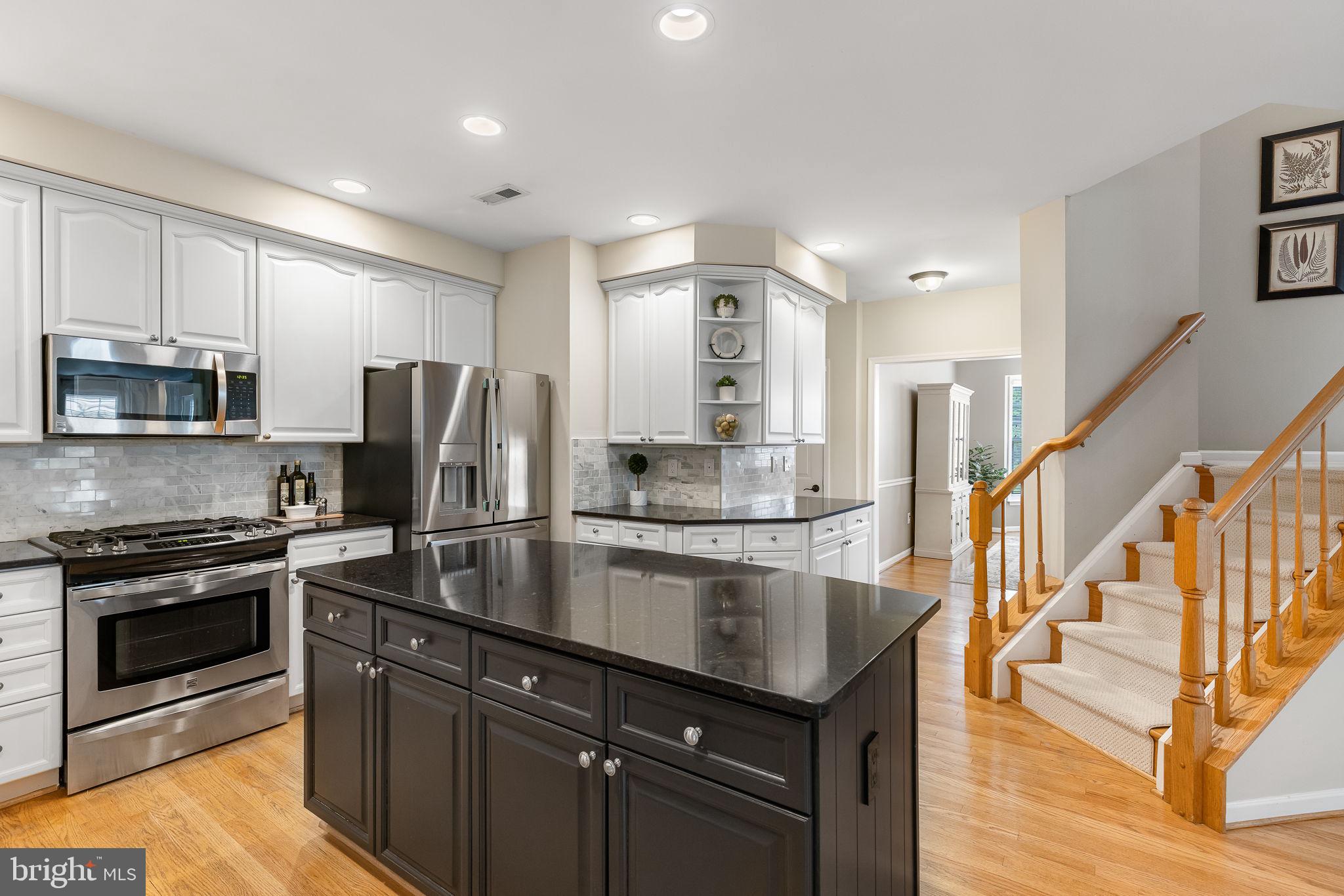 EDGE HILL - Residential