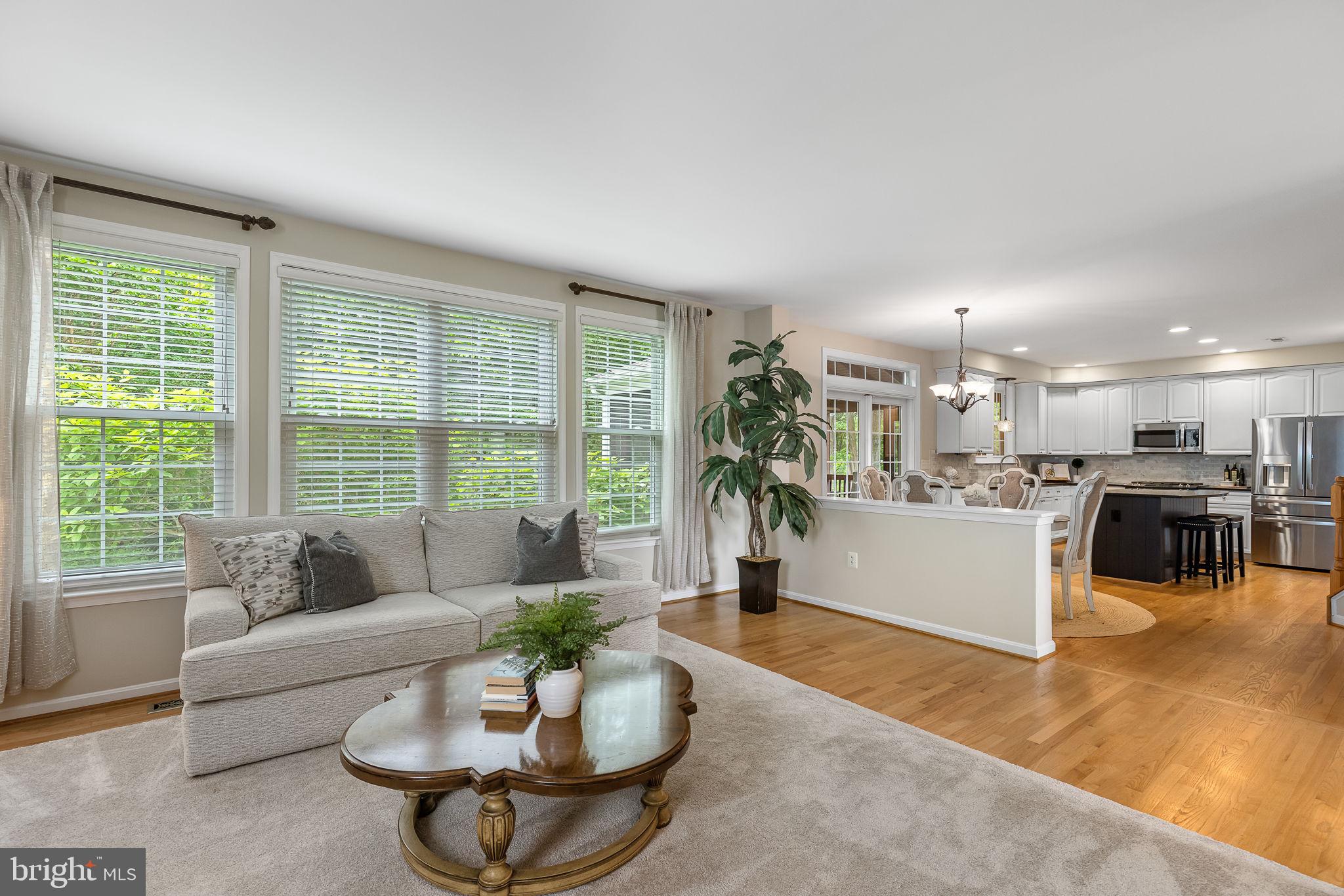 EDGE HILL - Residential