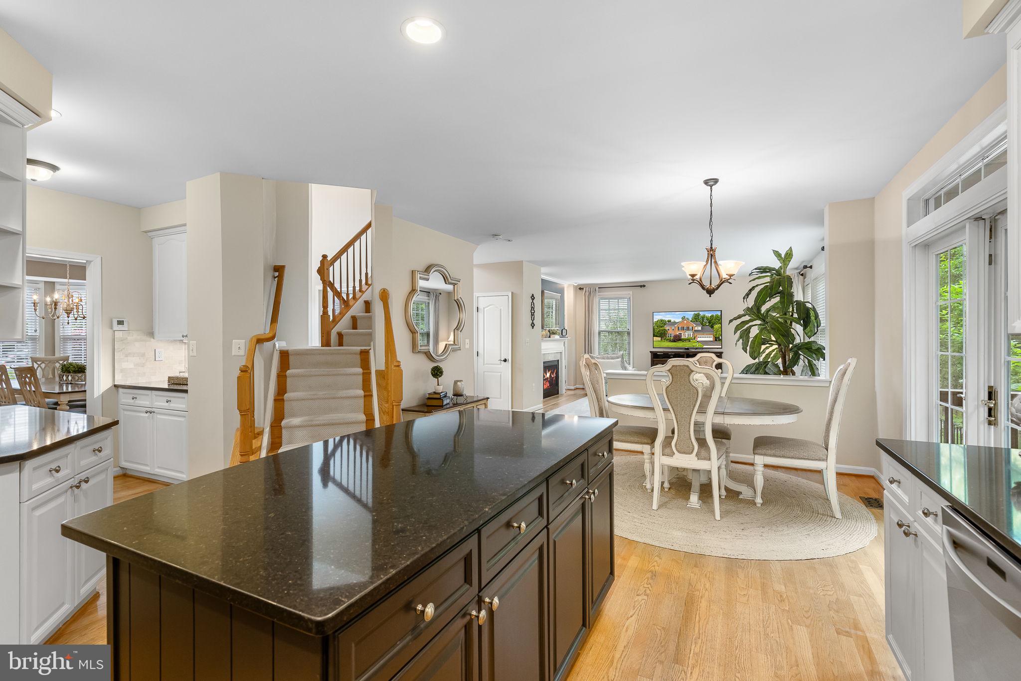 EDGE HILL - Residential