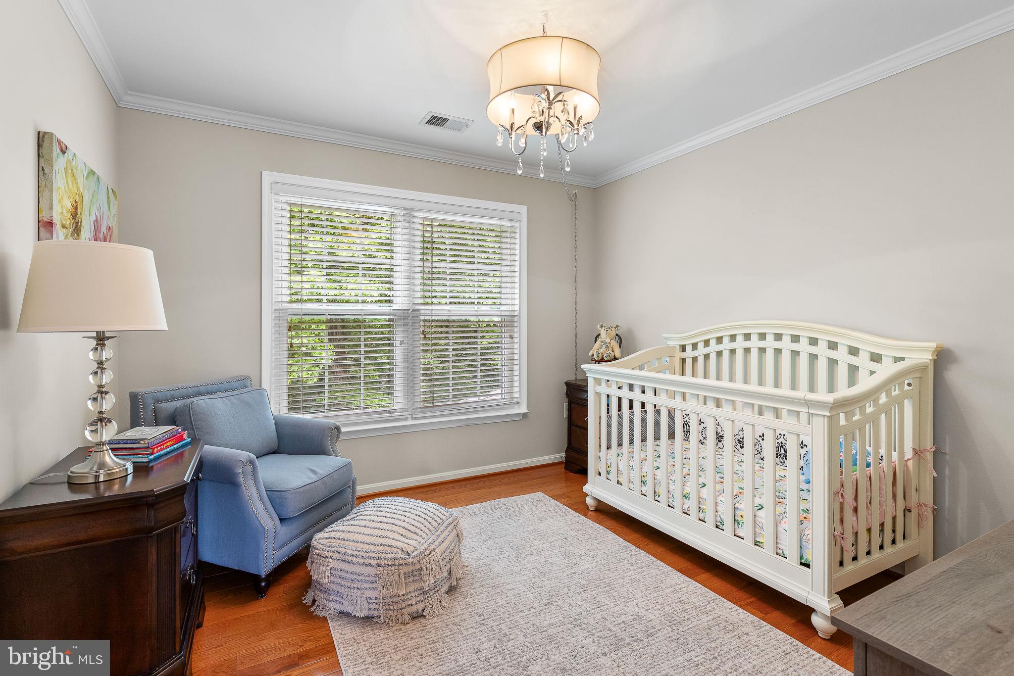 EDGE HILL - Residential