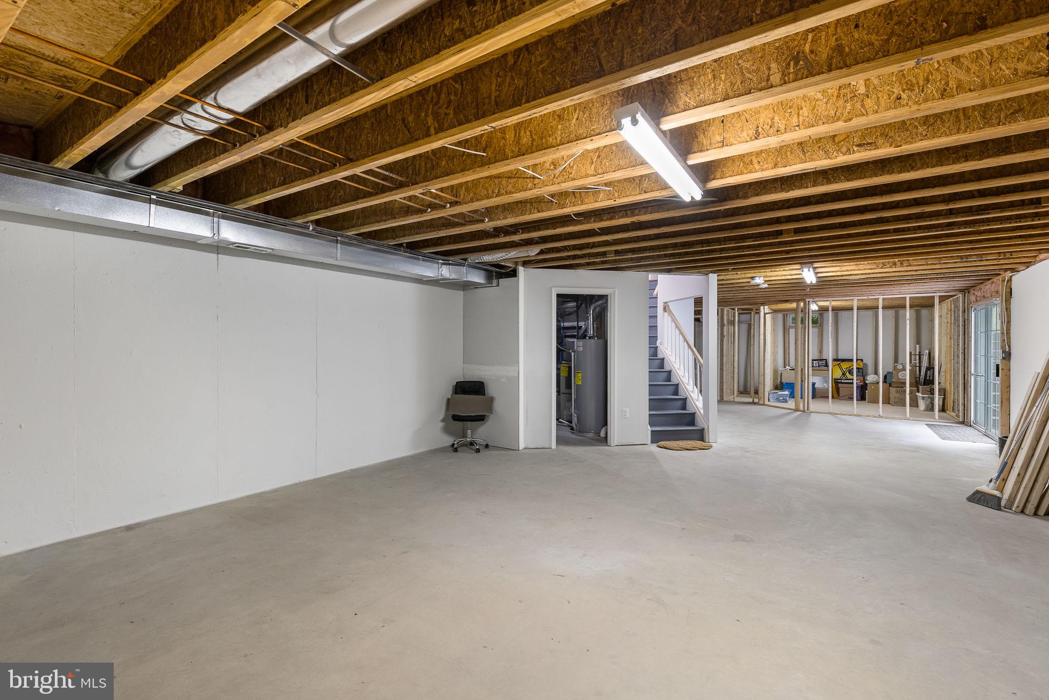 EDGE HILL - Residential