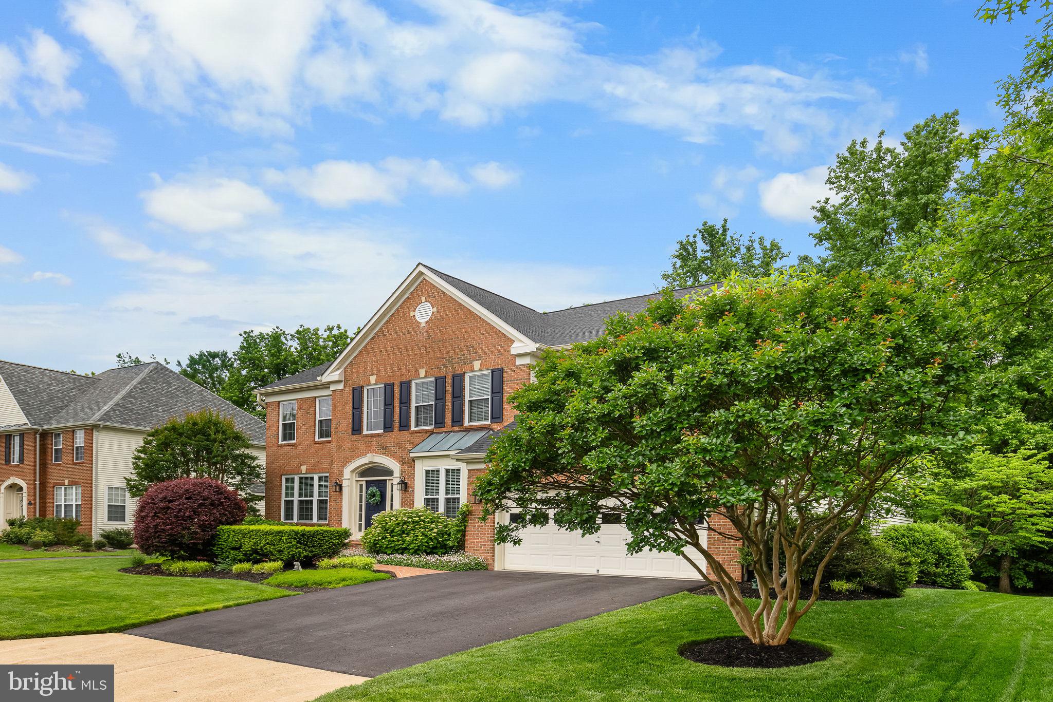 EDGE HILL - Residential