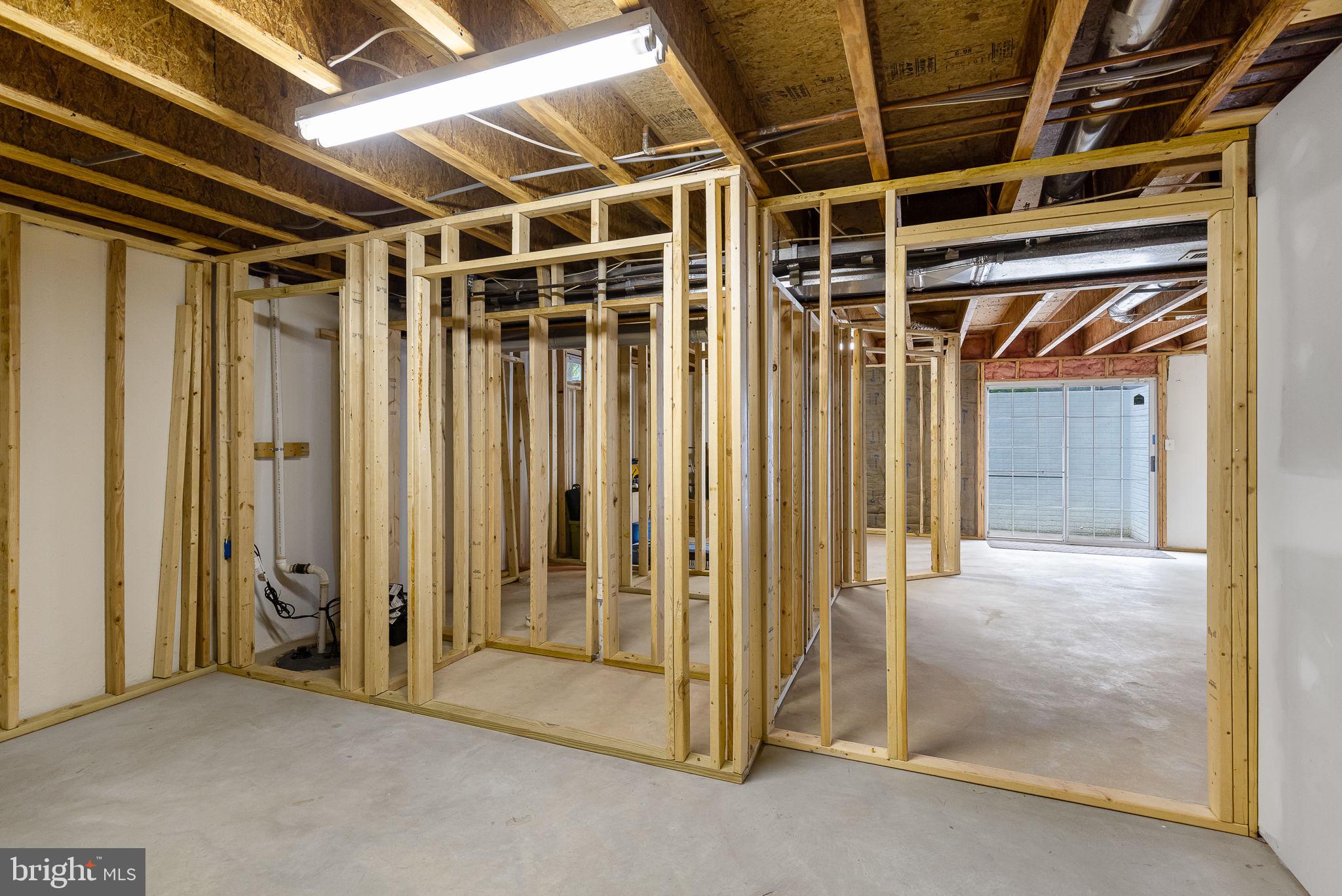 EDGE HILL - Residential