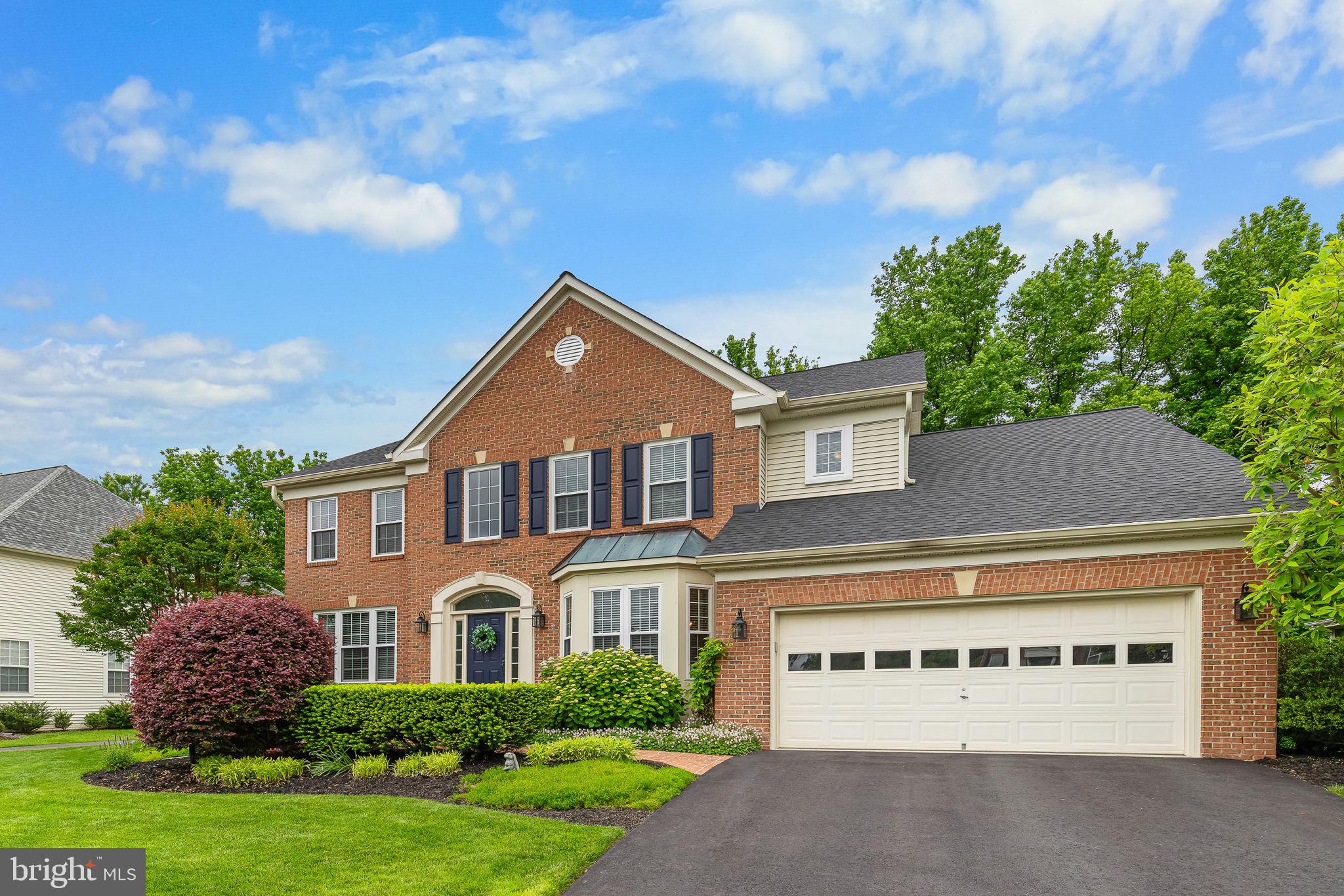 EDGE HILL - Residential