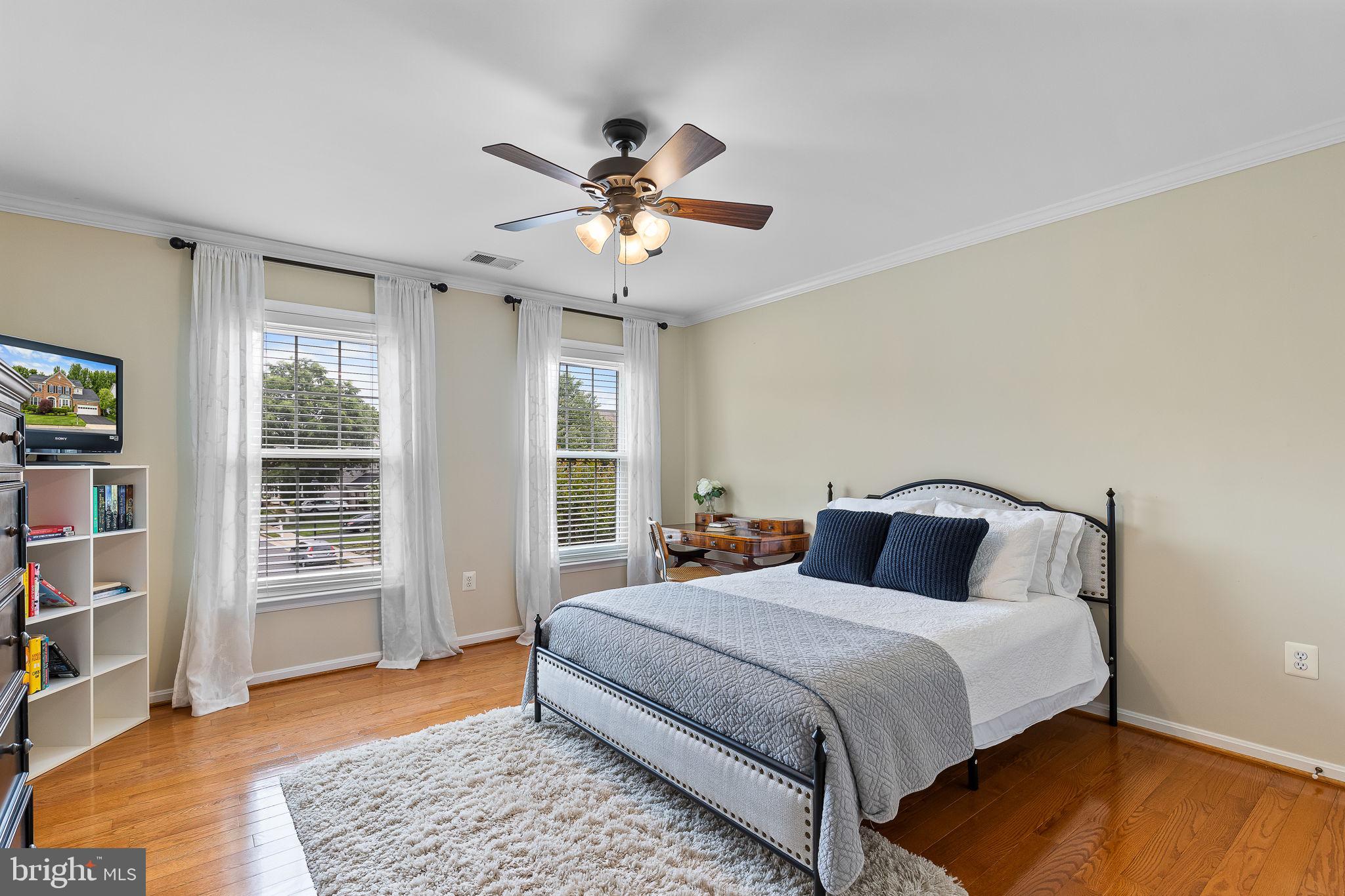 EDGE HILL - Residential