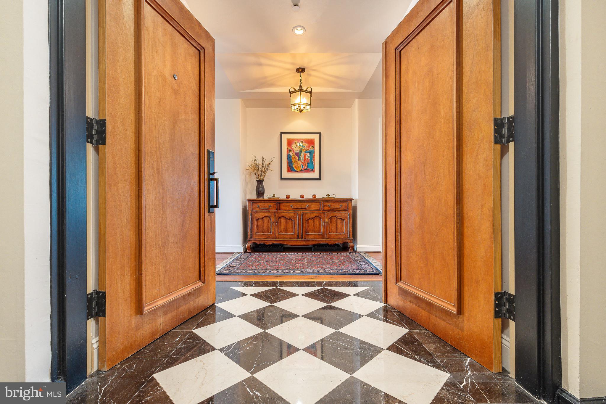 RITTENHOUSE SQUARE - Residential