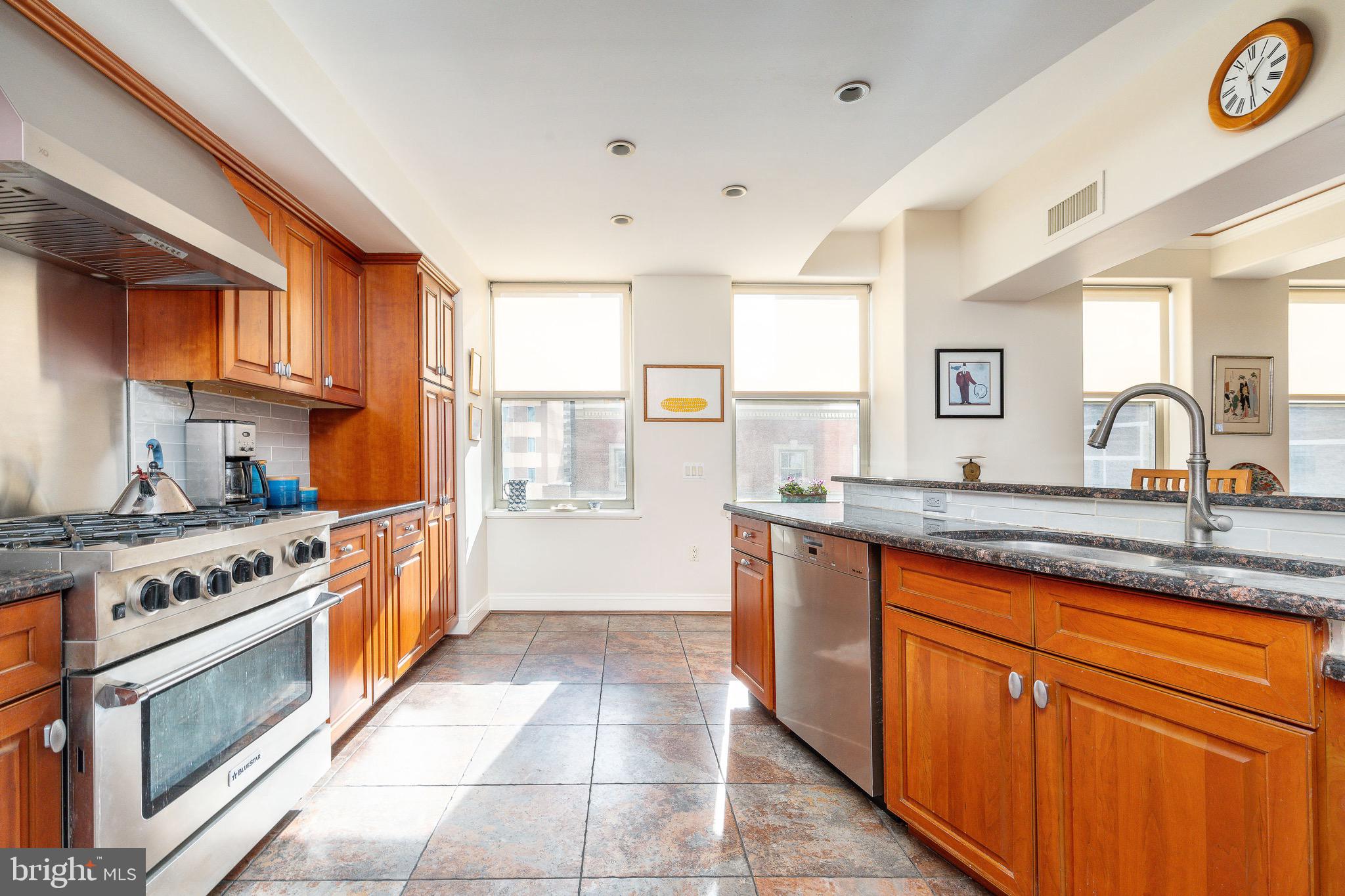 RITTENHOUSE SQUARE - Residential