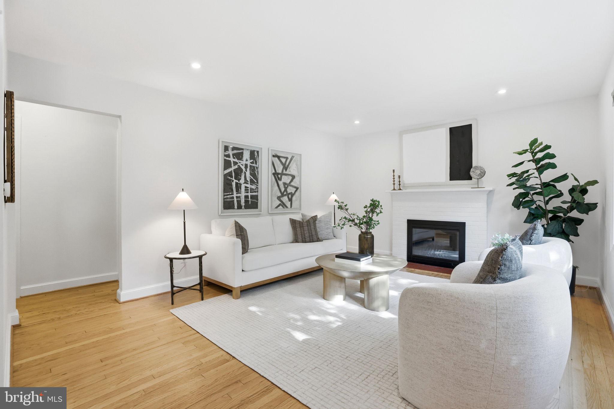 GREENWAY DOWNS - Residential