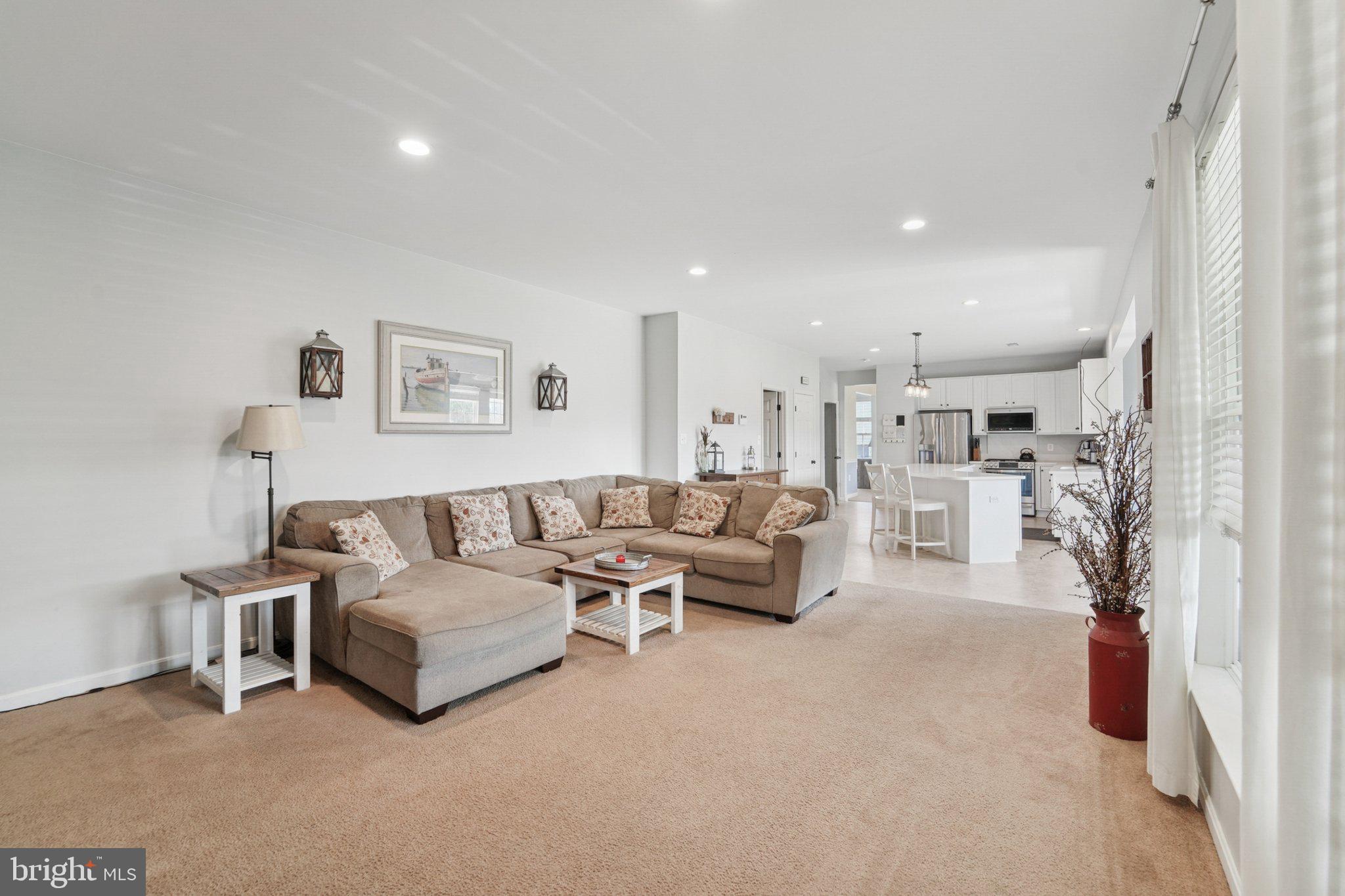 GREEN HILL MANOR - Residential