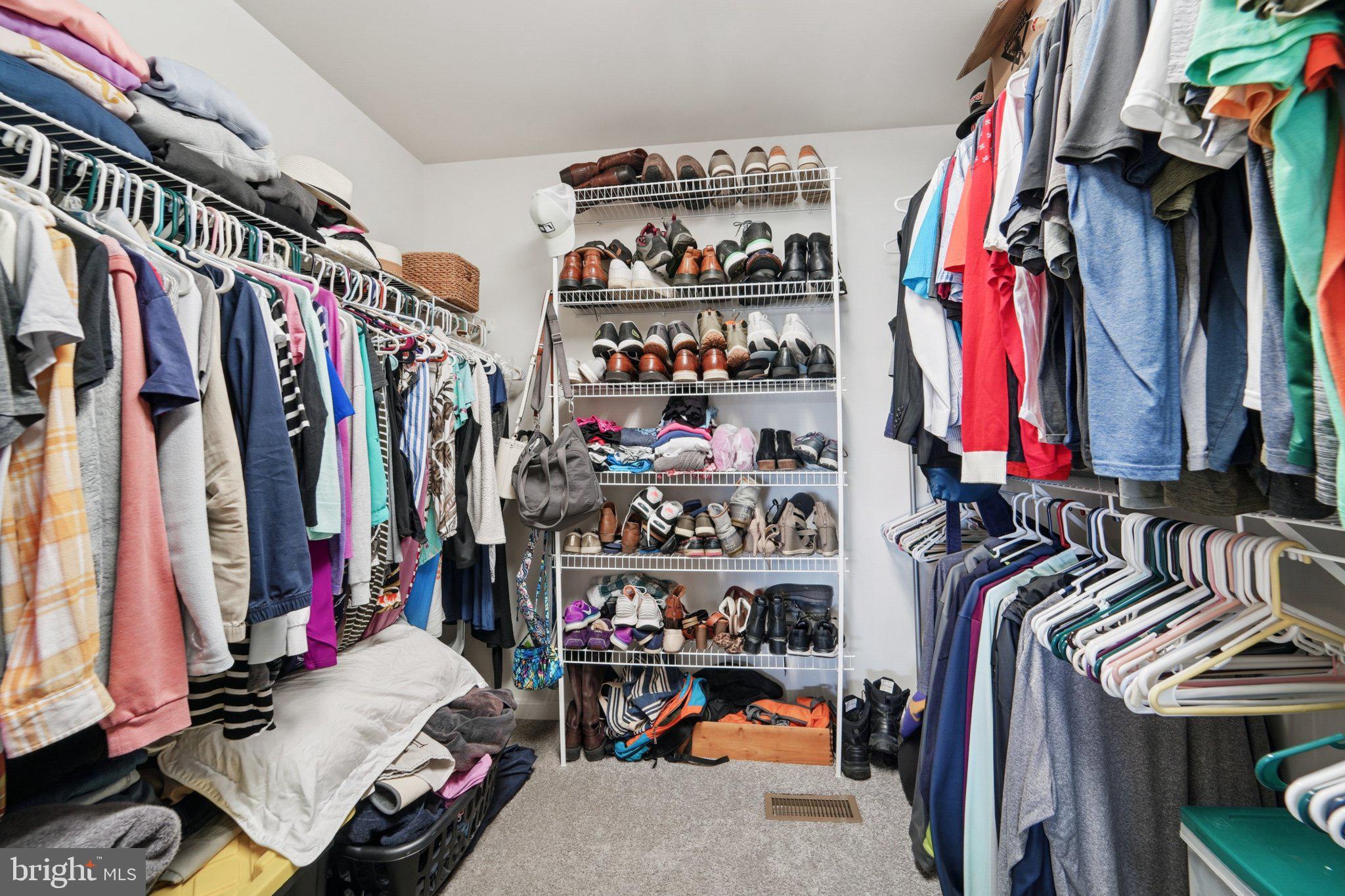 GREEN HILL MANOR - Residential