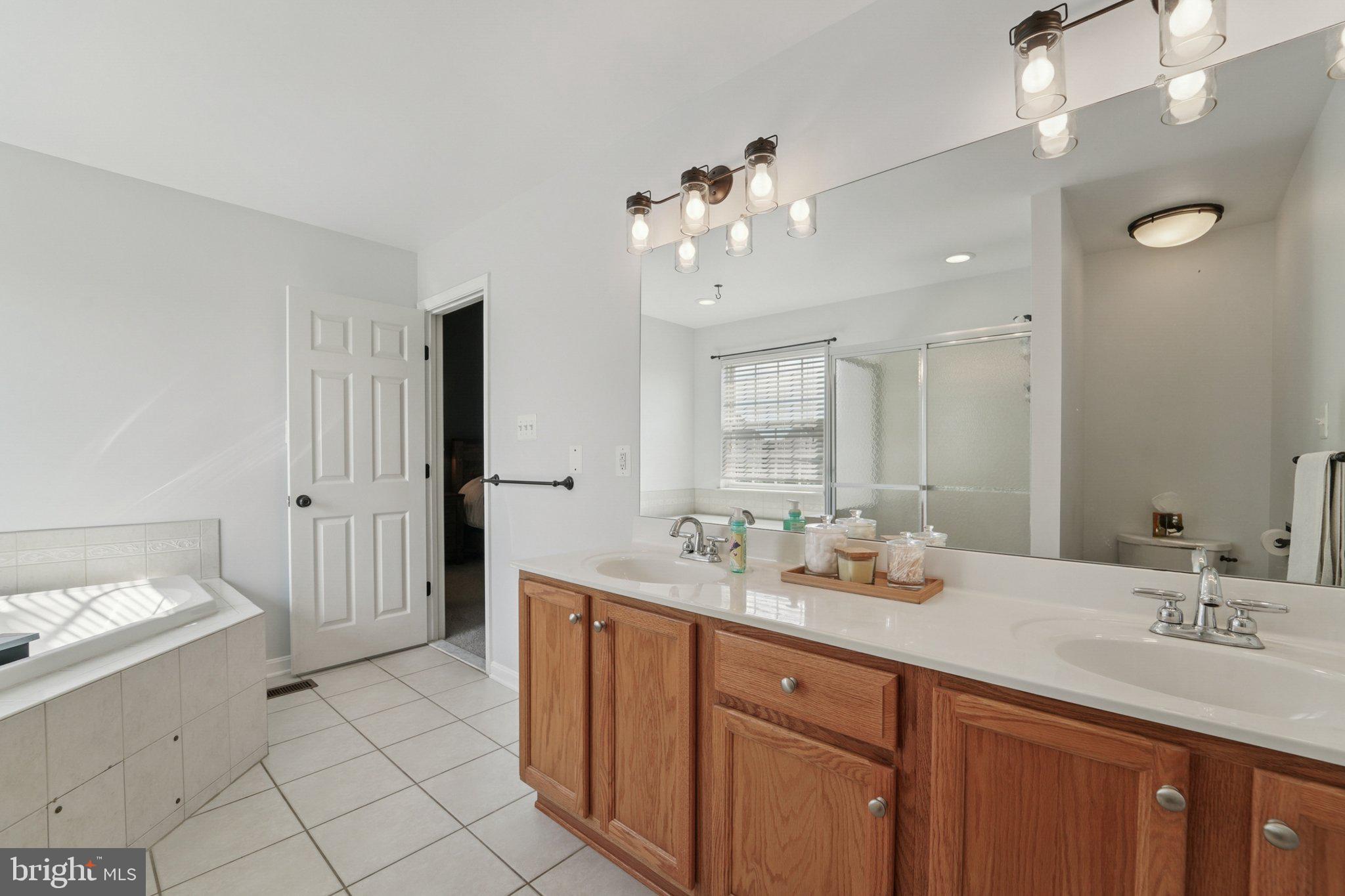 GREEN HILL MANOR - Residential