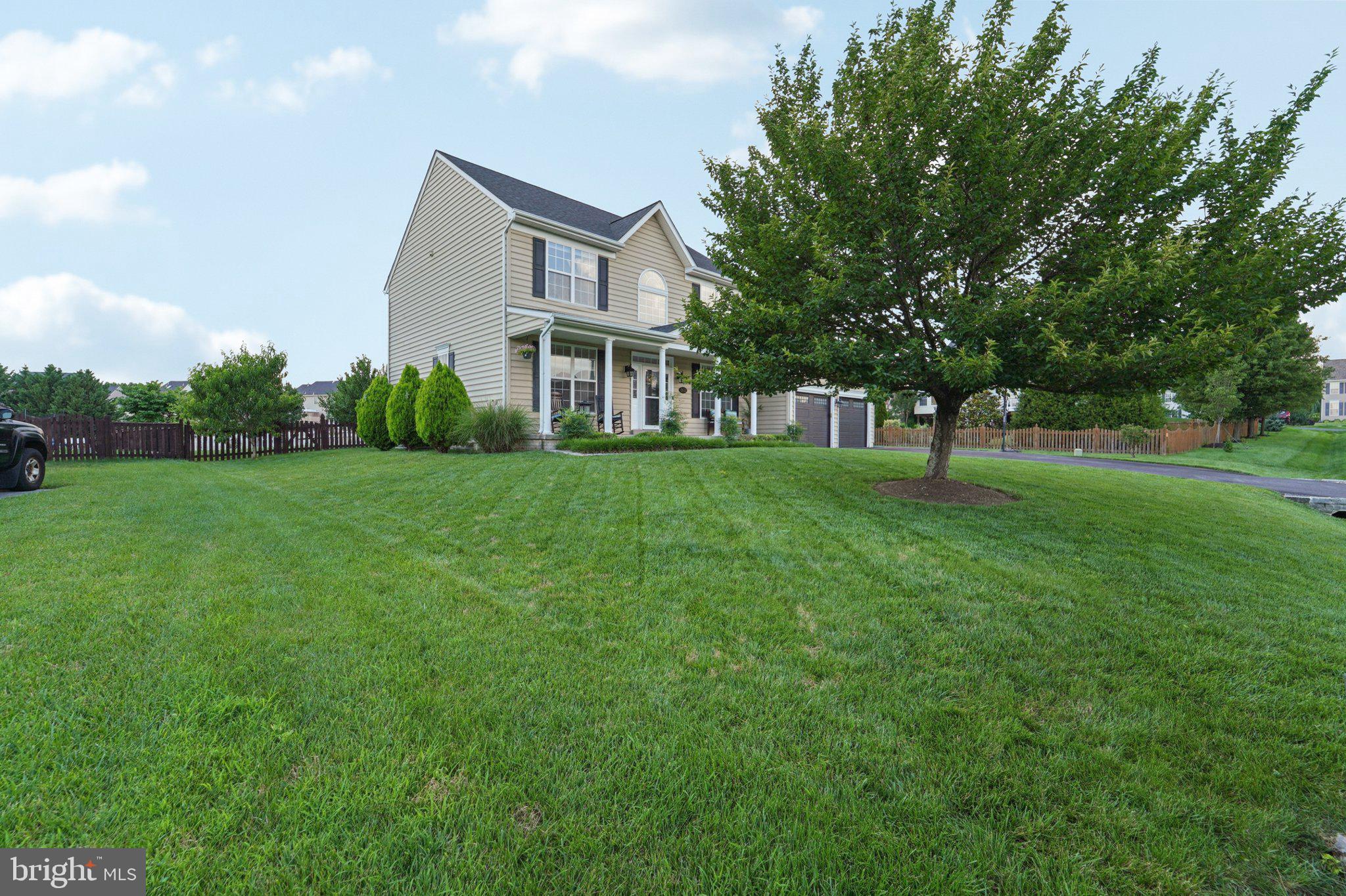 GREEN HILL MANOR - Residential