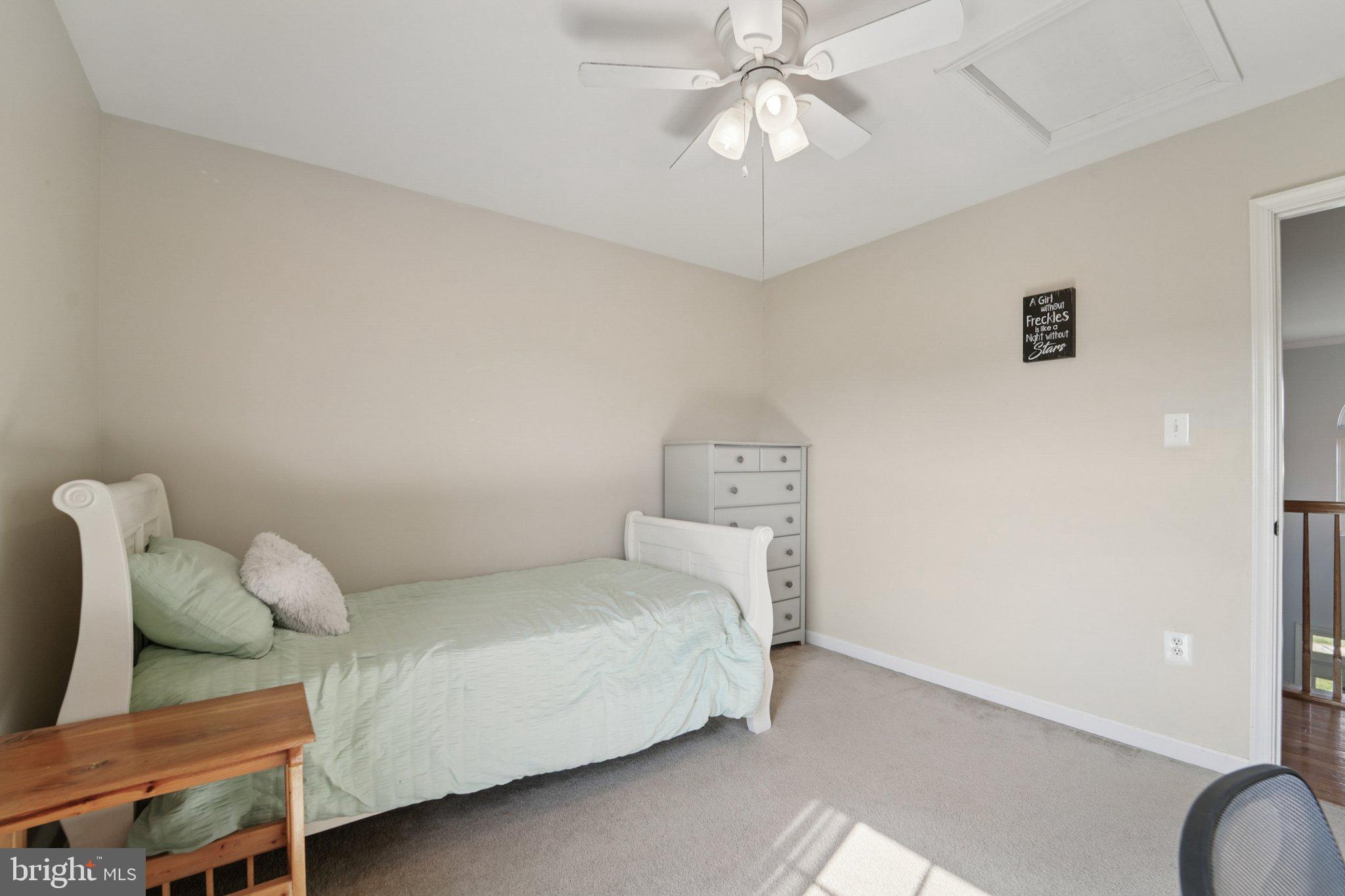 GREEN HILL MANOR - Residential