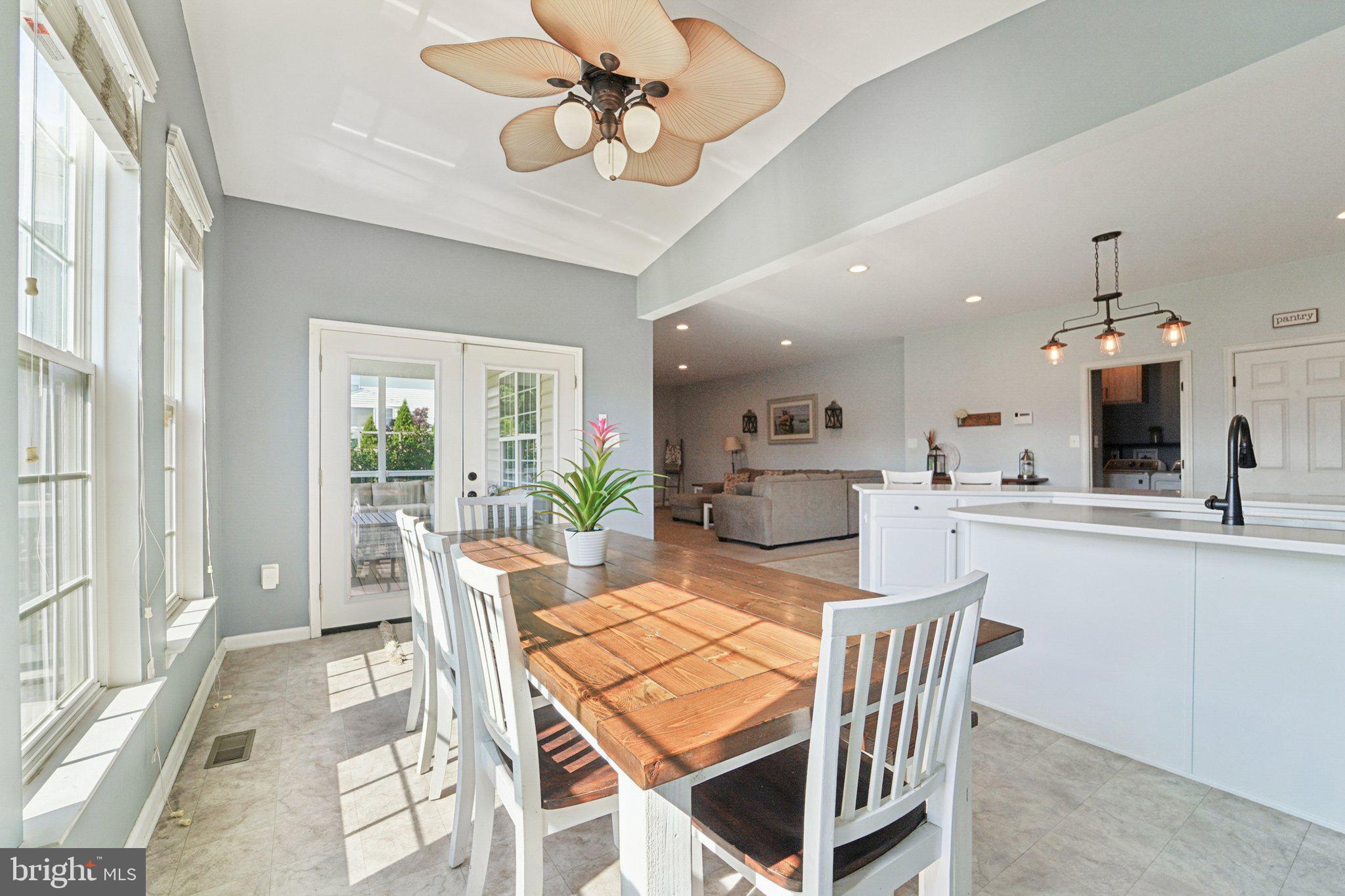 GREEN HILL MANOR - Residential